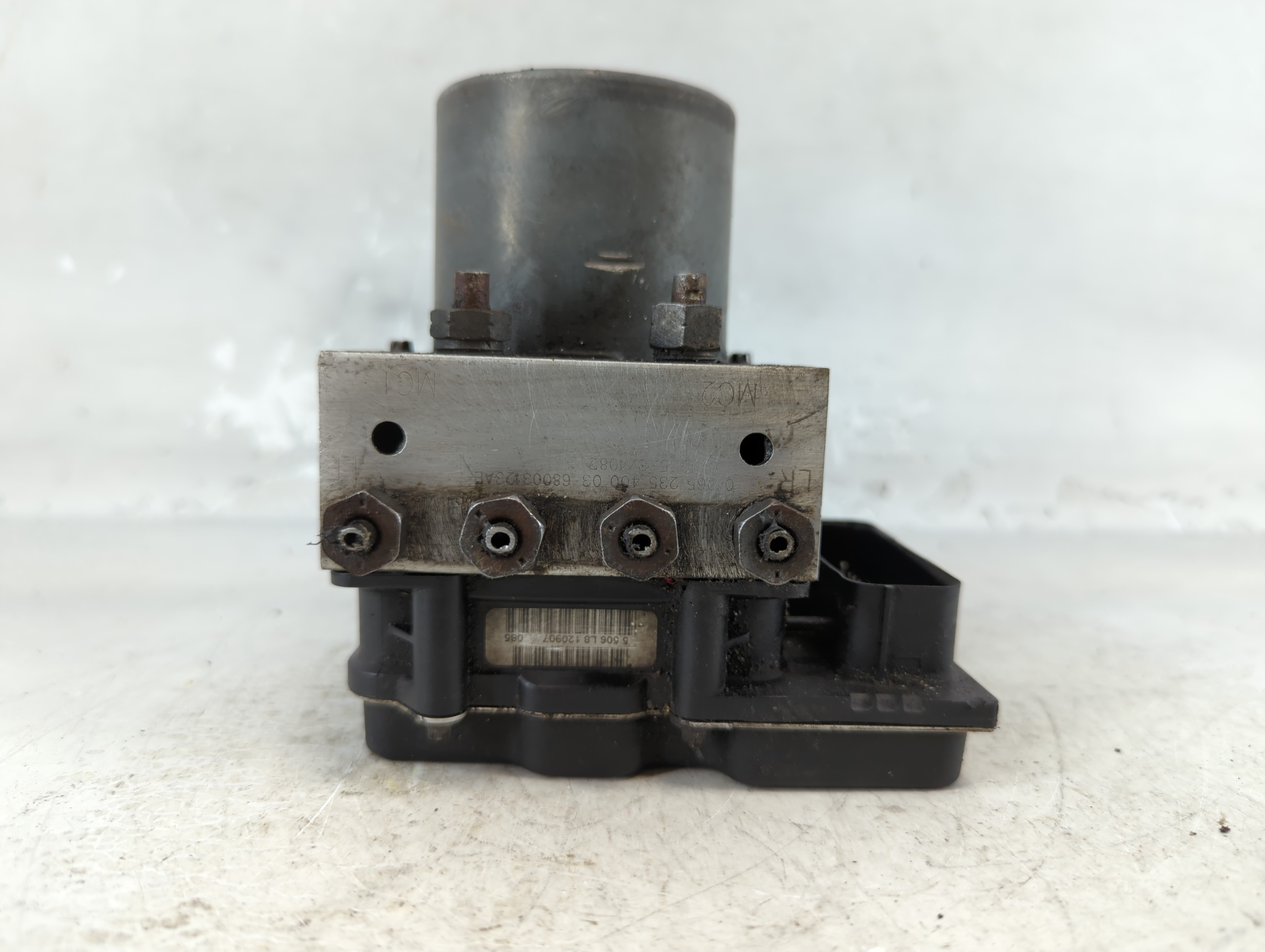 Picture of 2008-2009 Dodge Durango Abs Pump Control Module 1074923