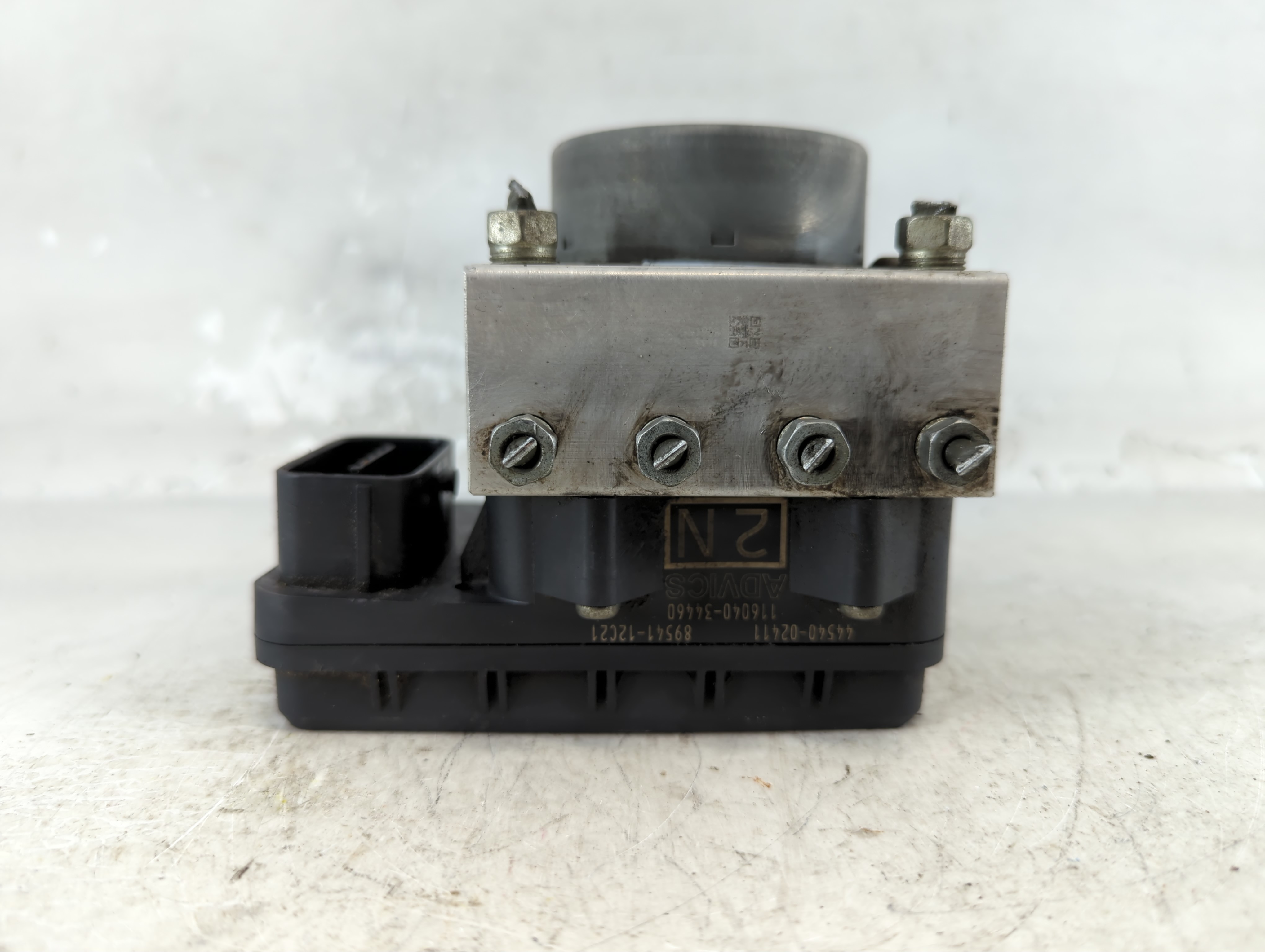 2015-2015 Toyota Corolla Abs Pump Control Module 1074926 - Oemusedautoparts1.com
