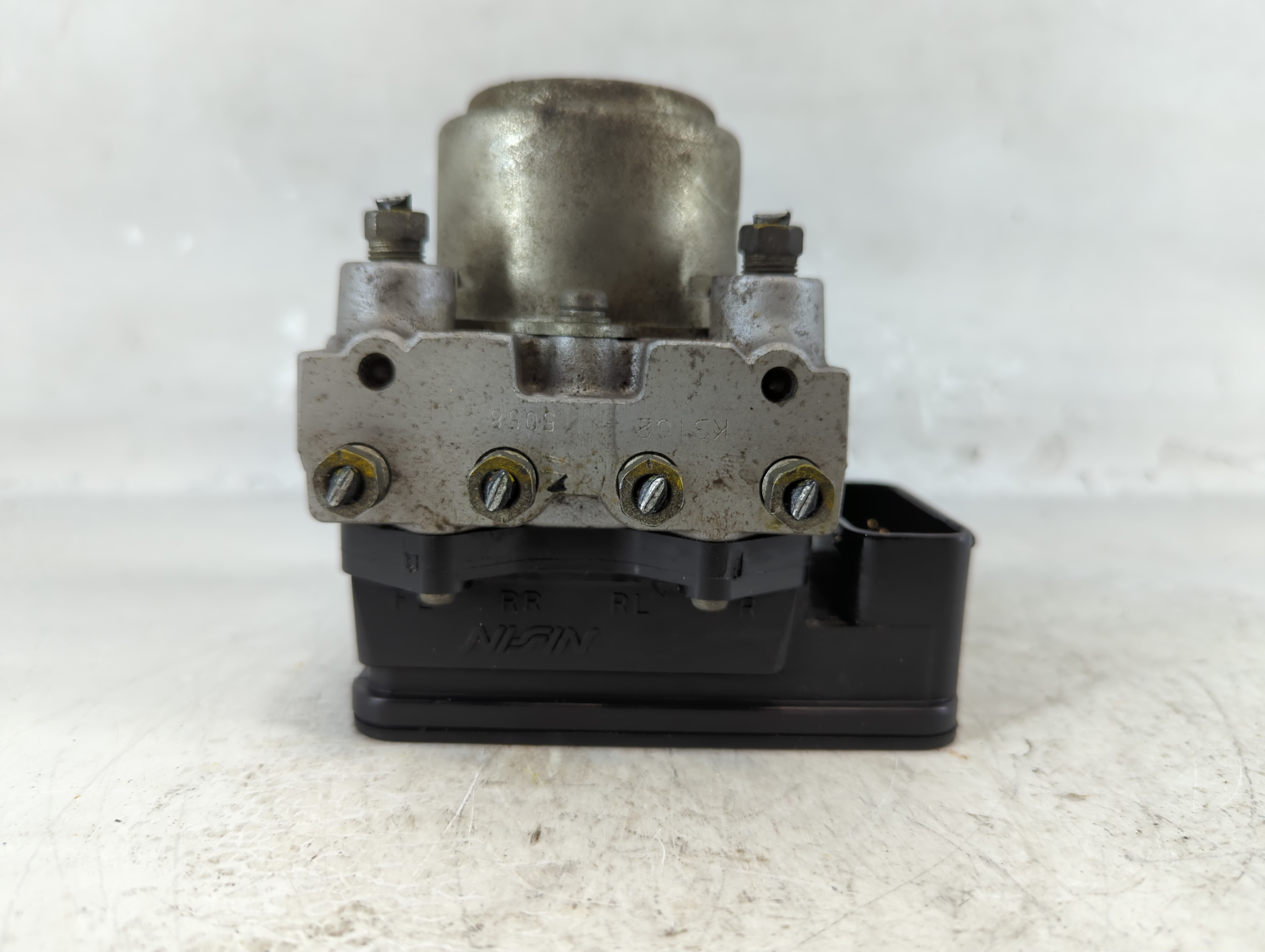 2009-2010 Honda Fit Abs Pump Control Module 1074930 - Oemusedautoparts1.com
