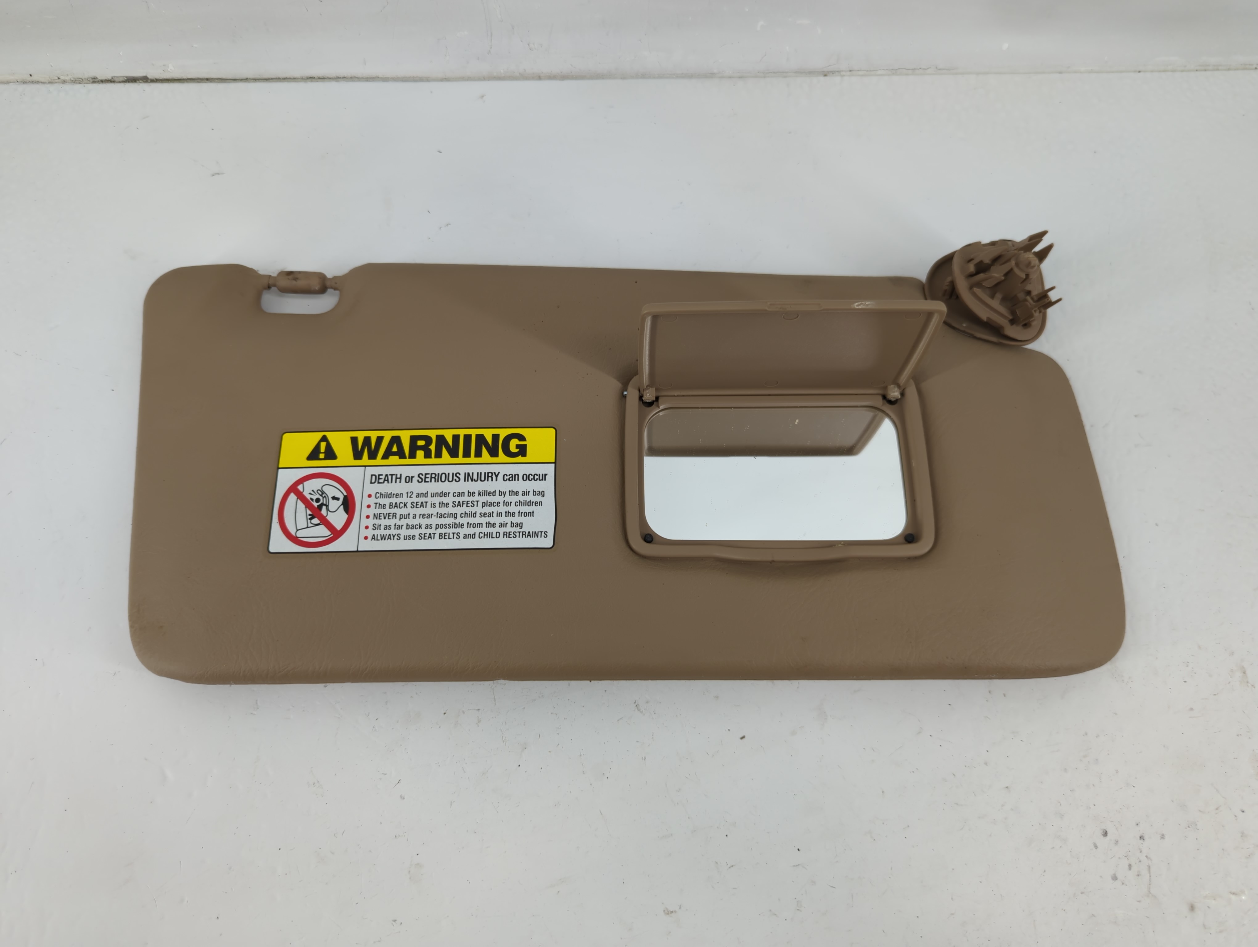 Picture of 2002-2004 Honda Cr-v Driver Sun Visor Mirror Left Sunvisor Dark Beige 1075017
