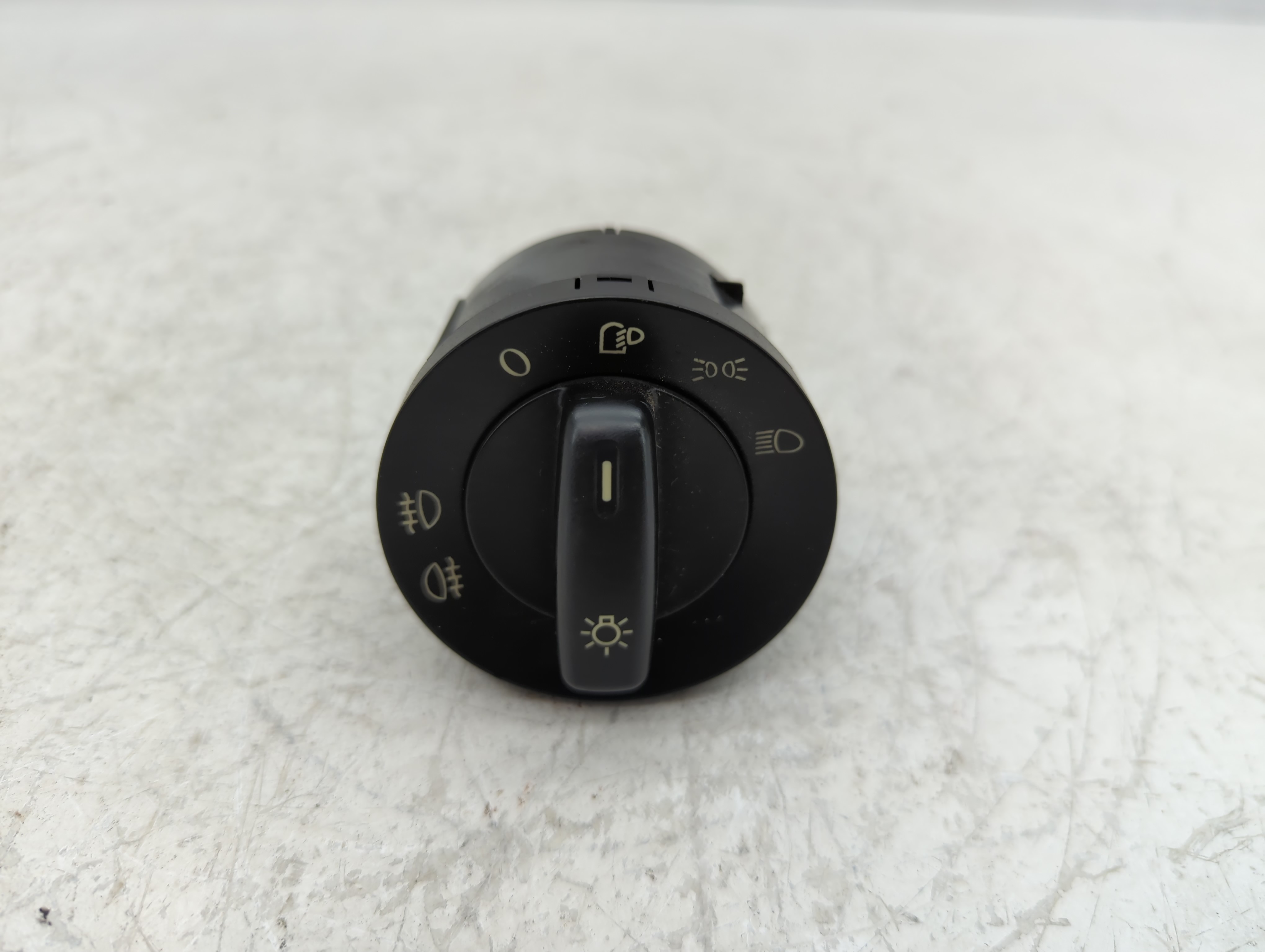 Picture of 2006 Volkswagen Passat Headlight Head Light Switch Lamp Control 1075171