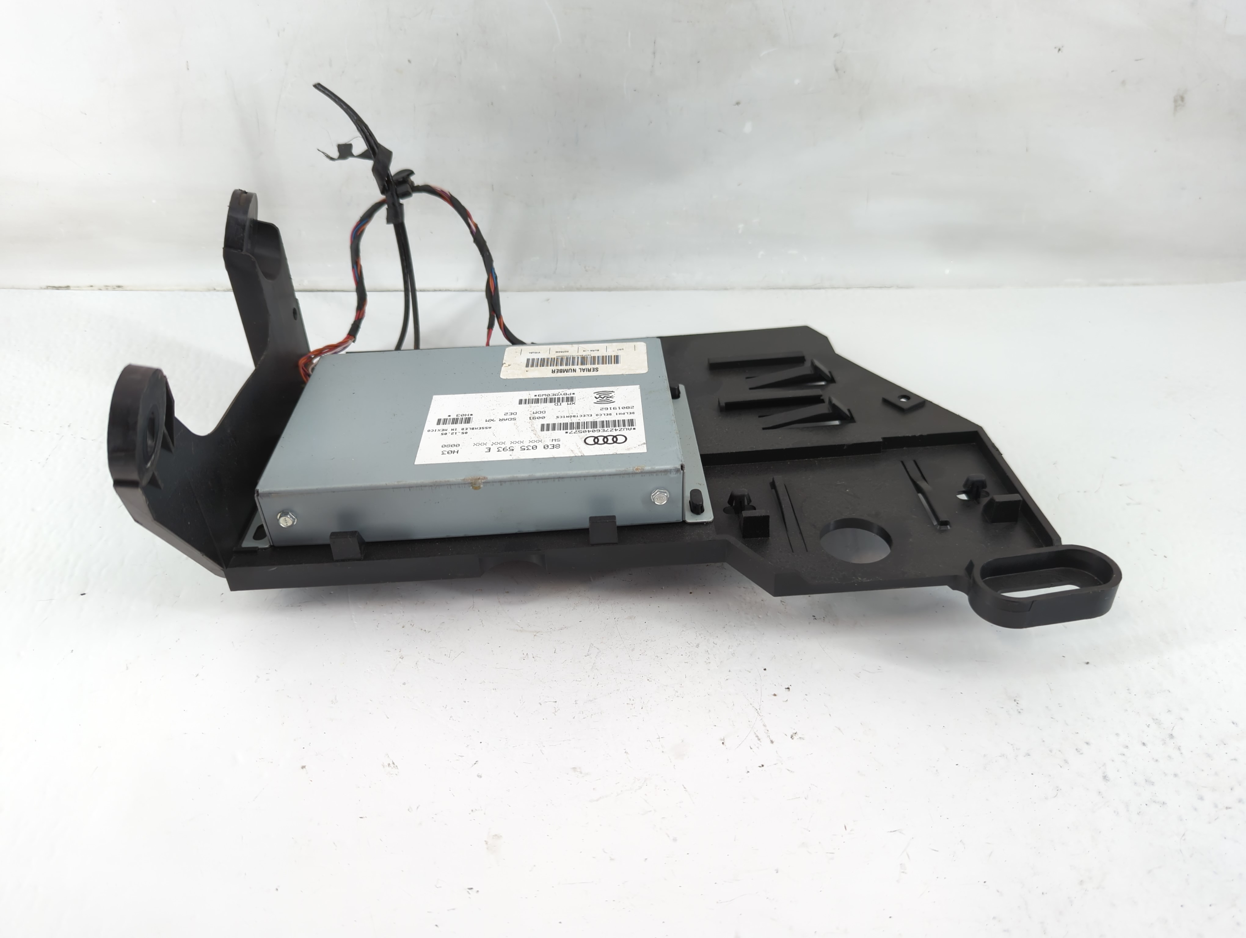 2006-2008 Volkswagen Passat Radio Speaker Amplifier 8e0 035 593 E 1075196 - Oemusedautoparts1.com