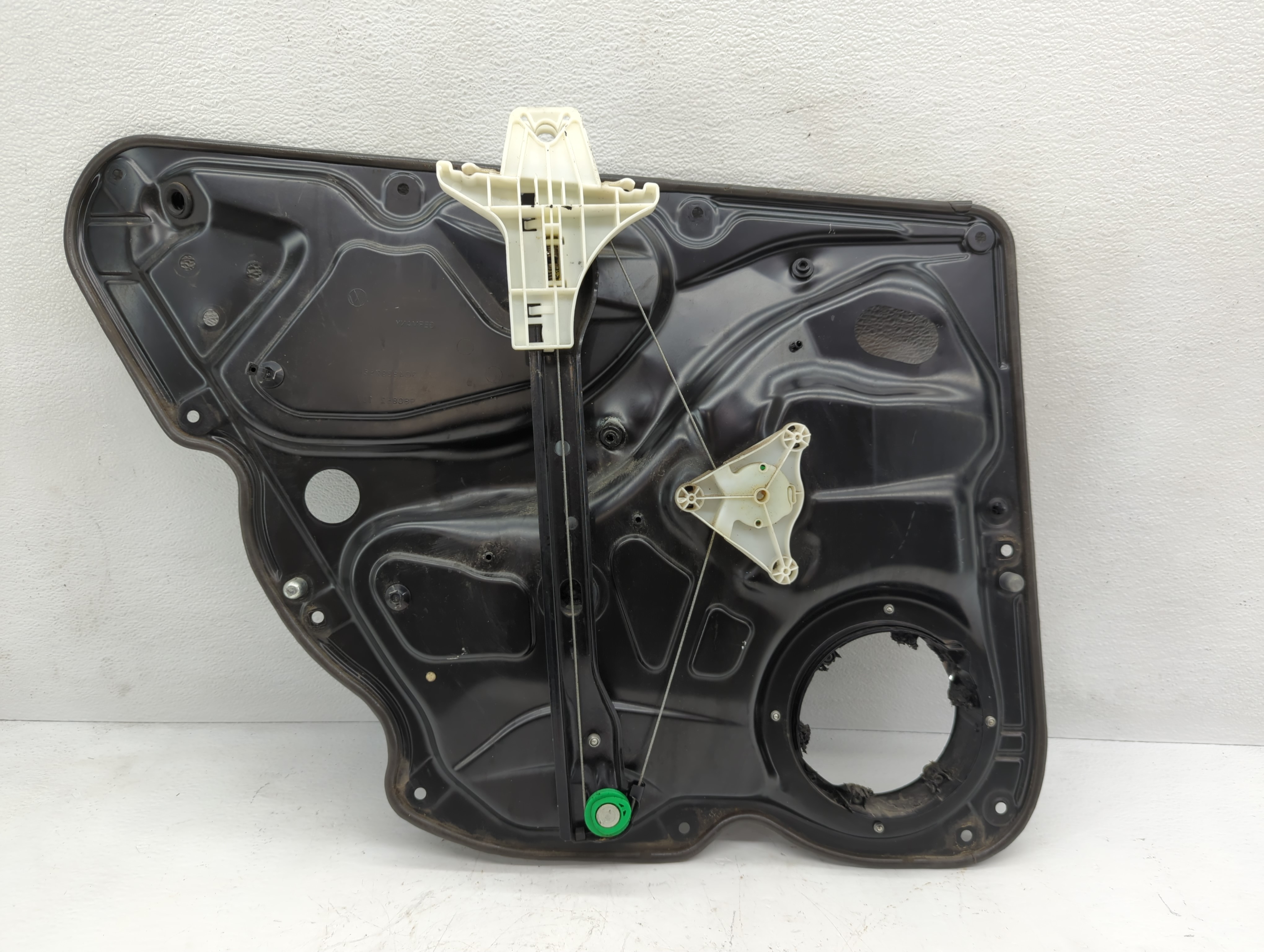 2006-2010 Volkswagen Passat Window Regulator Right Passenger Rear 1075202 - Oemusedautoparts1.com