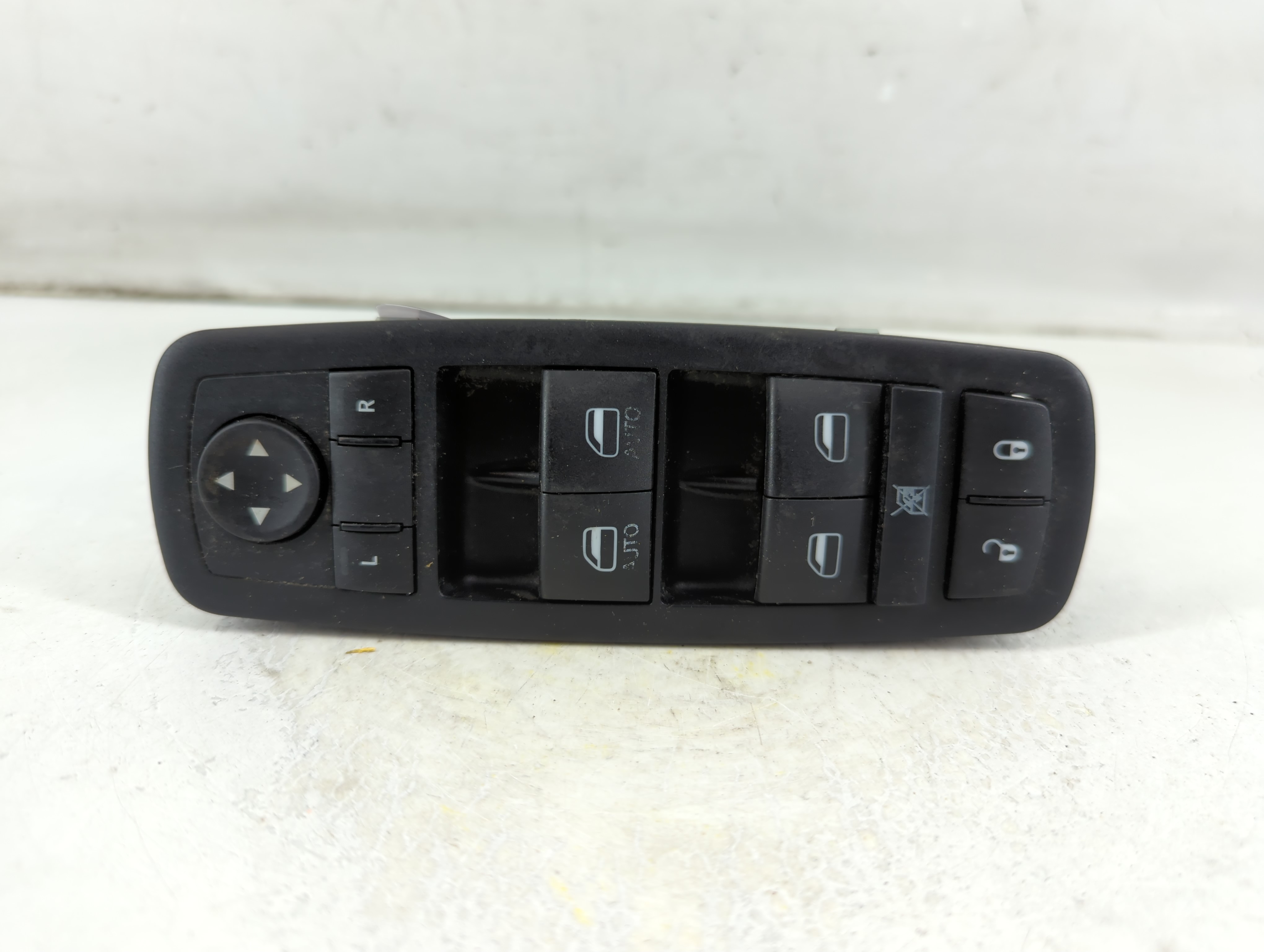 2015-2017 Chrysler 200 Driver Left Door Master Power Window Switch 1075225 - Oemusedautoparts1.com