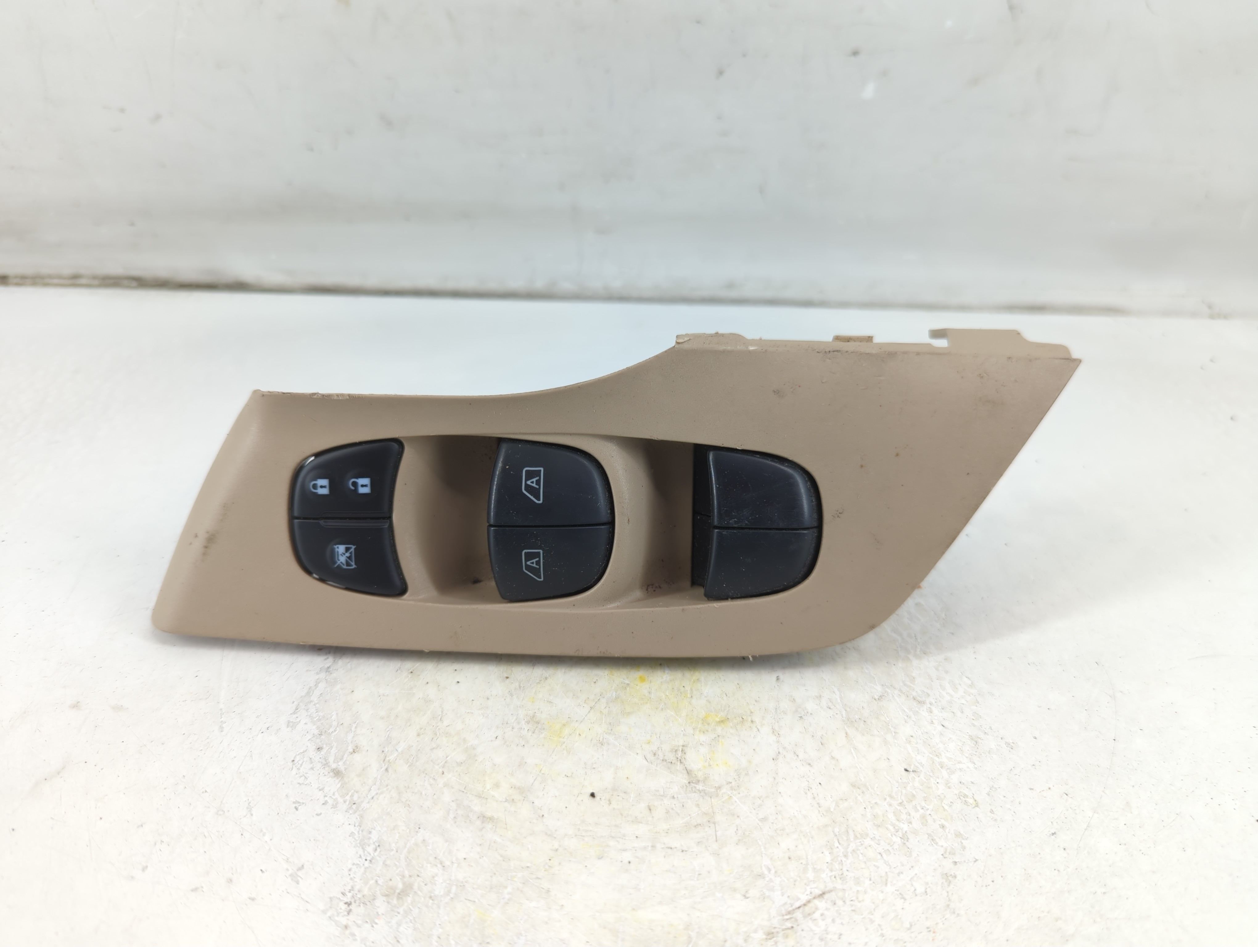 2013-2018 Nissan Altima Driver Left Door Master Power Window Switch 1075252 - Oemusedautoparts1.com