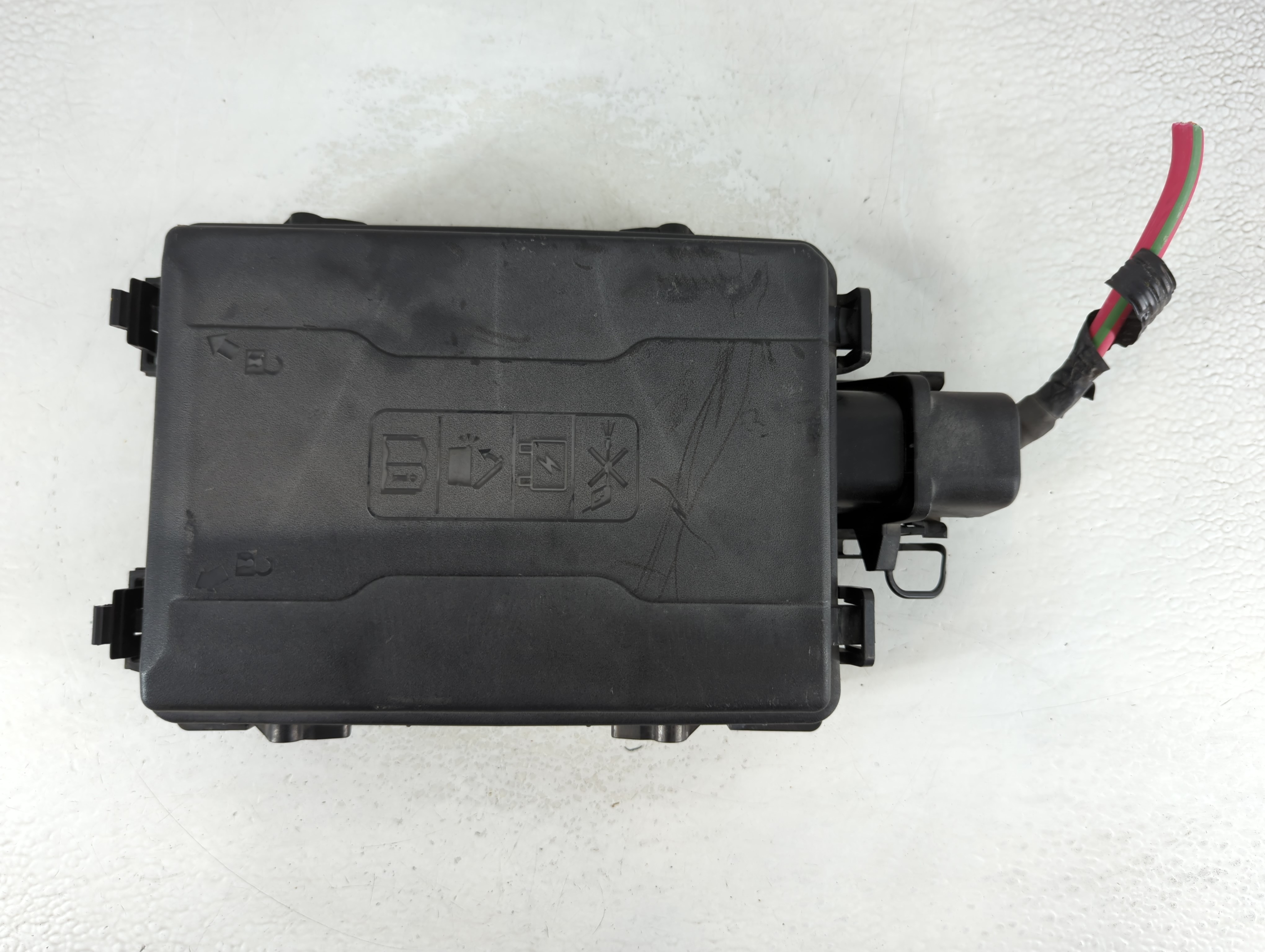 2016-2016 Gmc Sierra 1500 Fusebox Fuse Box Relay Module 23143471 1075271 - Oemusedautoparts1.com