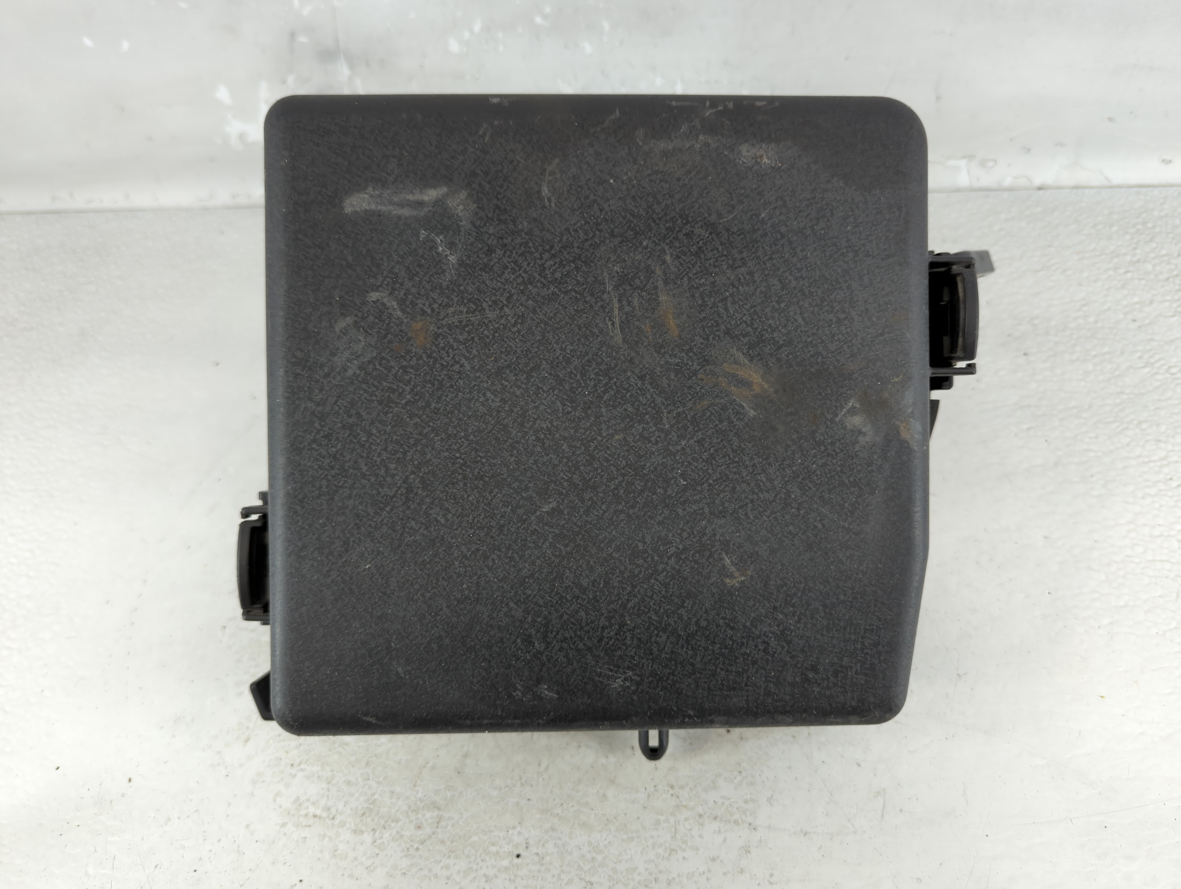 2015-2018 Kia Sedona Fusebox Fuse Box Relay Module 91222 A9611 1075273 - Oemusedautoparts1.com