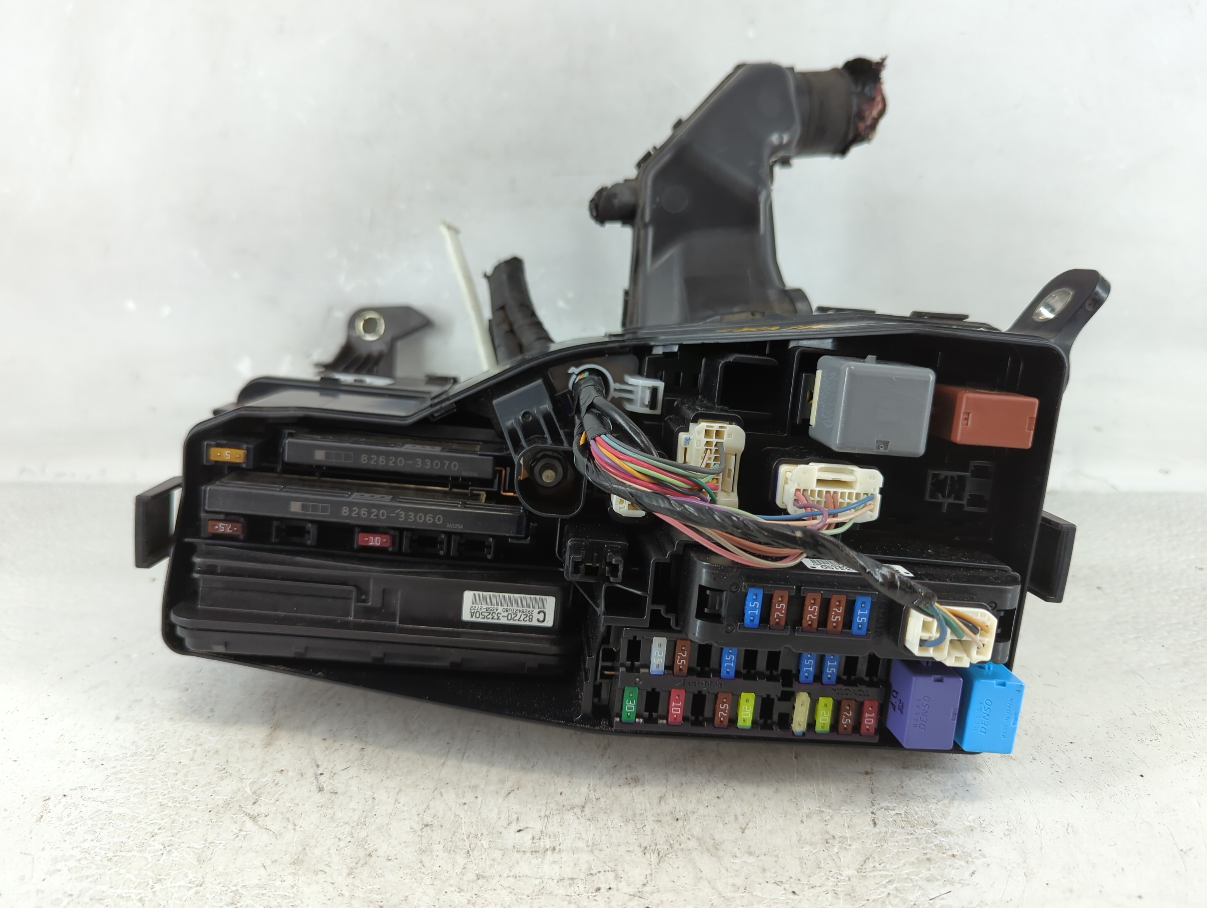 2012-2017 Toyota Camry Fusebox Fuse Box Relay Module 82720-33250a 1075274 - Oemusedautoparts1.com