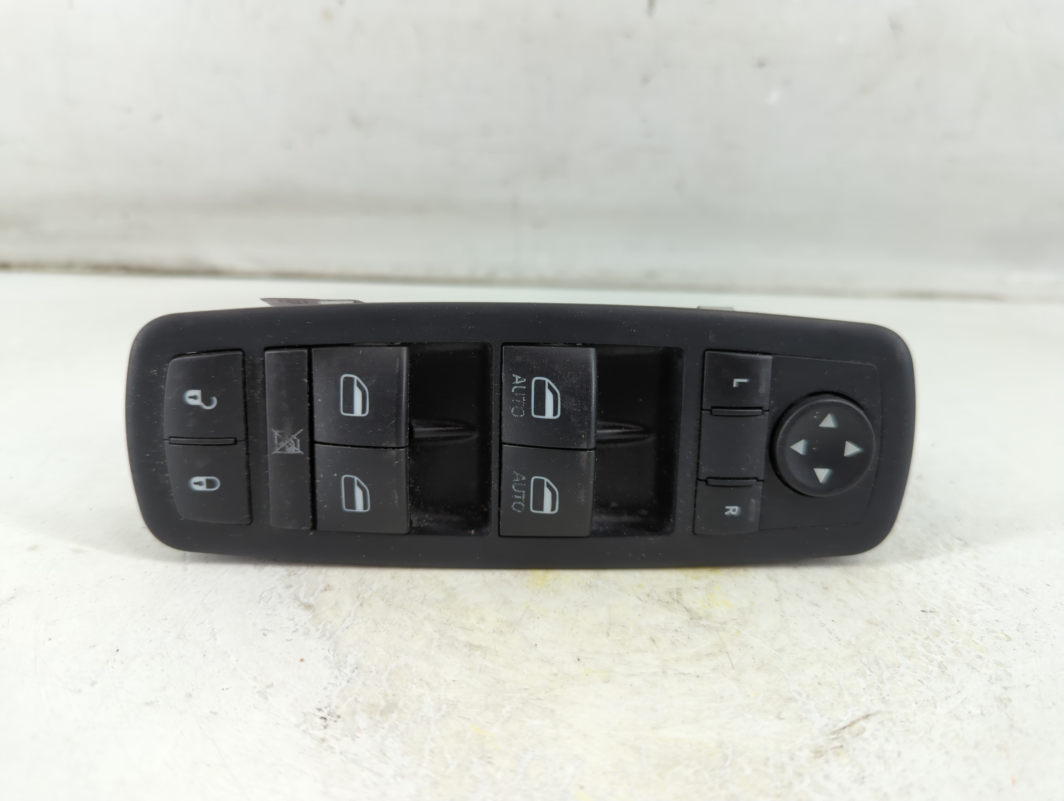 Picture of Dodge Ram 1500 Driver Left Door Master Power Window Switch 56046823ae 1075293