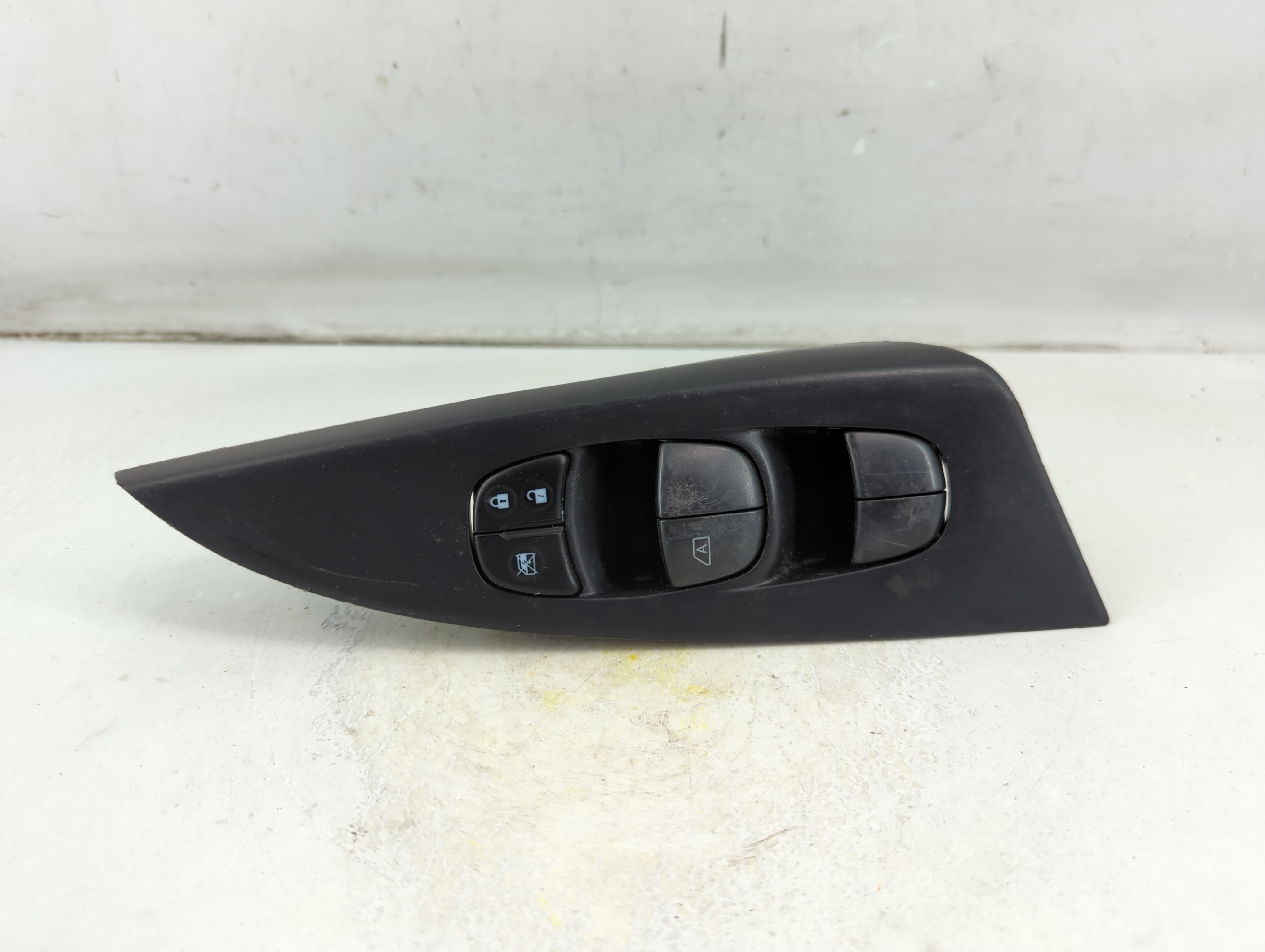 2013-2019 Nissan Sentra Driver Left Door Master Power Window Switch 1075296 - Oemusedautoparts1.com