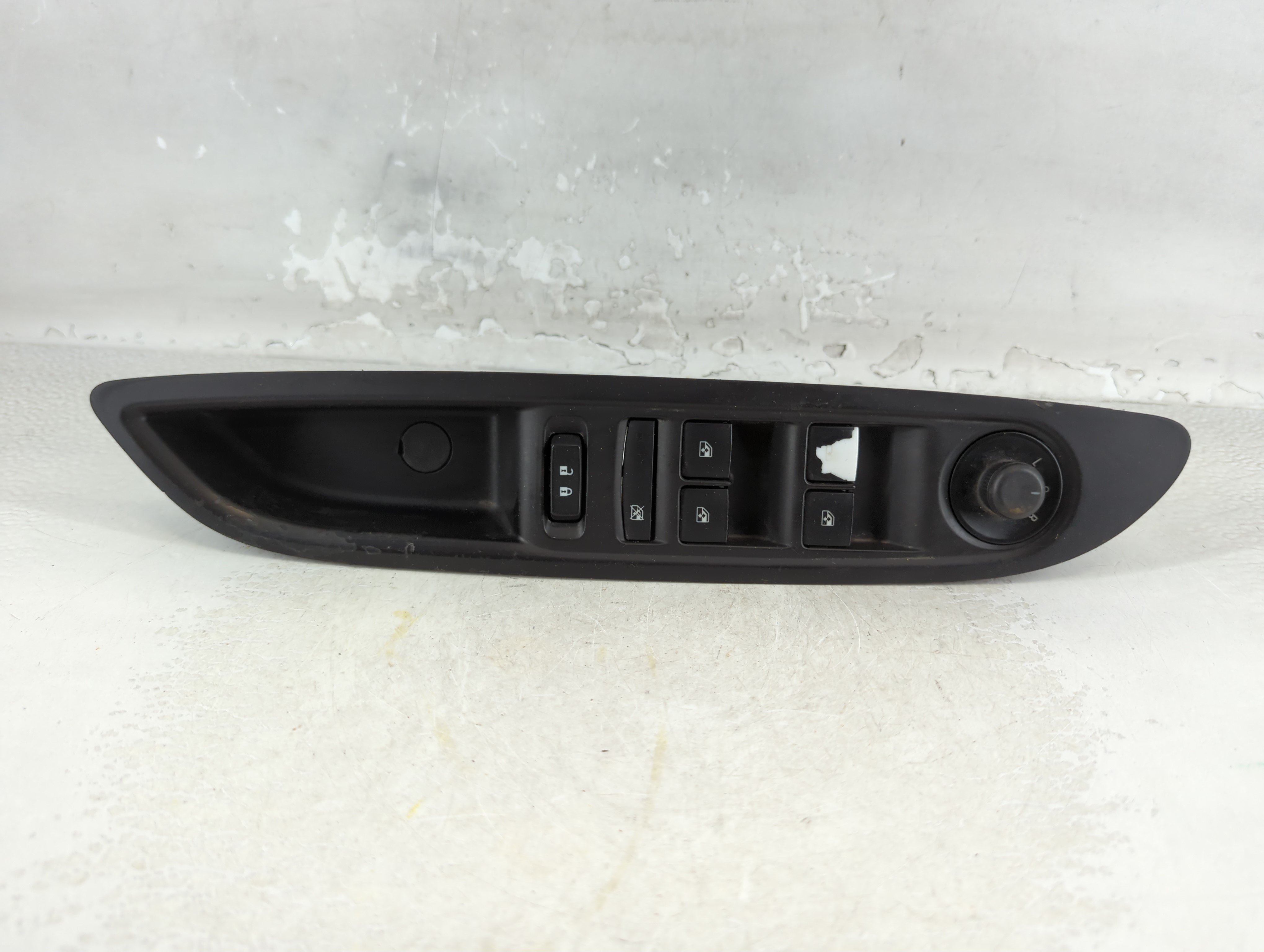2013-2016 Buick Encore Driver Left Door Master Power Window Switch 1075327 - Oemusedautoparts1.com