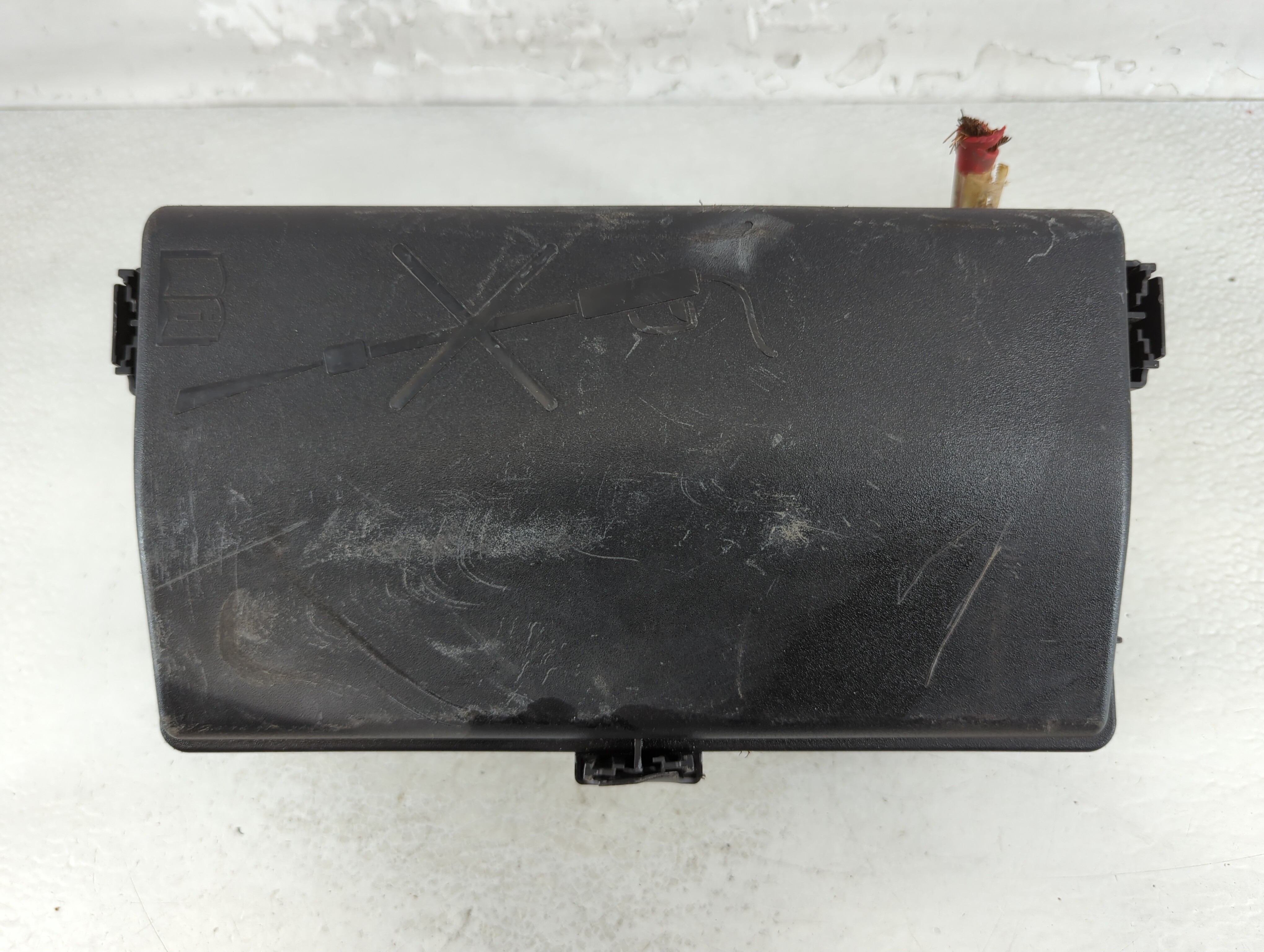 2011-2014 Chevrolet Cruze Fusebox Fuse Box Relay Module 95216200 1075360 - Oemusedautoparts1.com