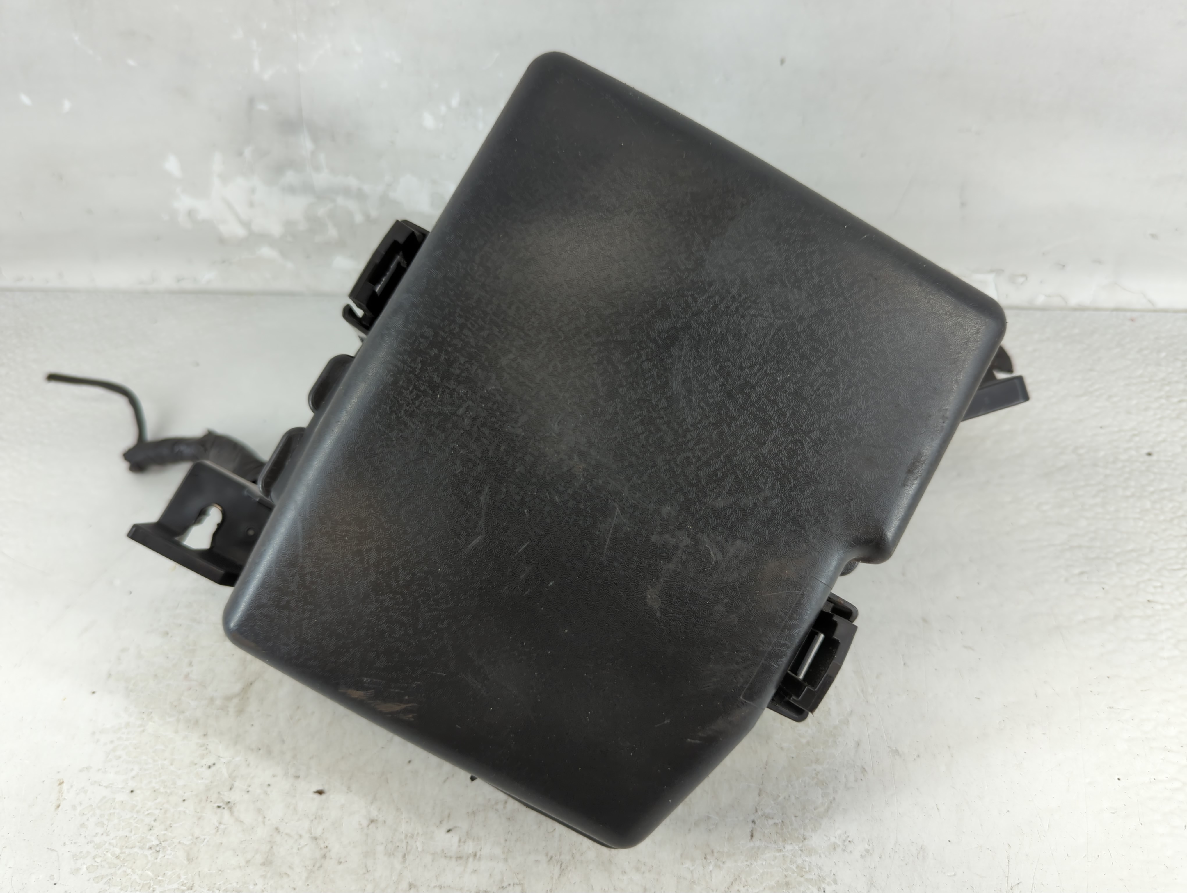 2011-2014 Hyundai Sonata Fusebox Fuse Box Relay Module 1075362 - Oemusedautoparts1.com