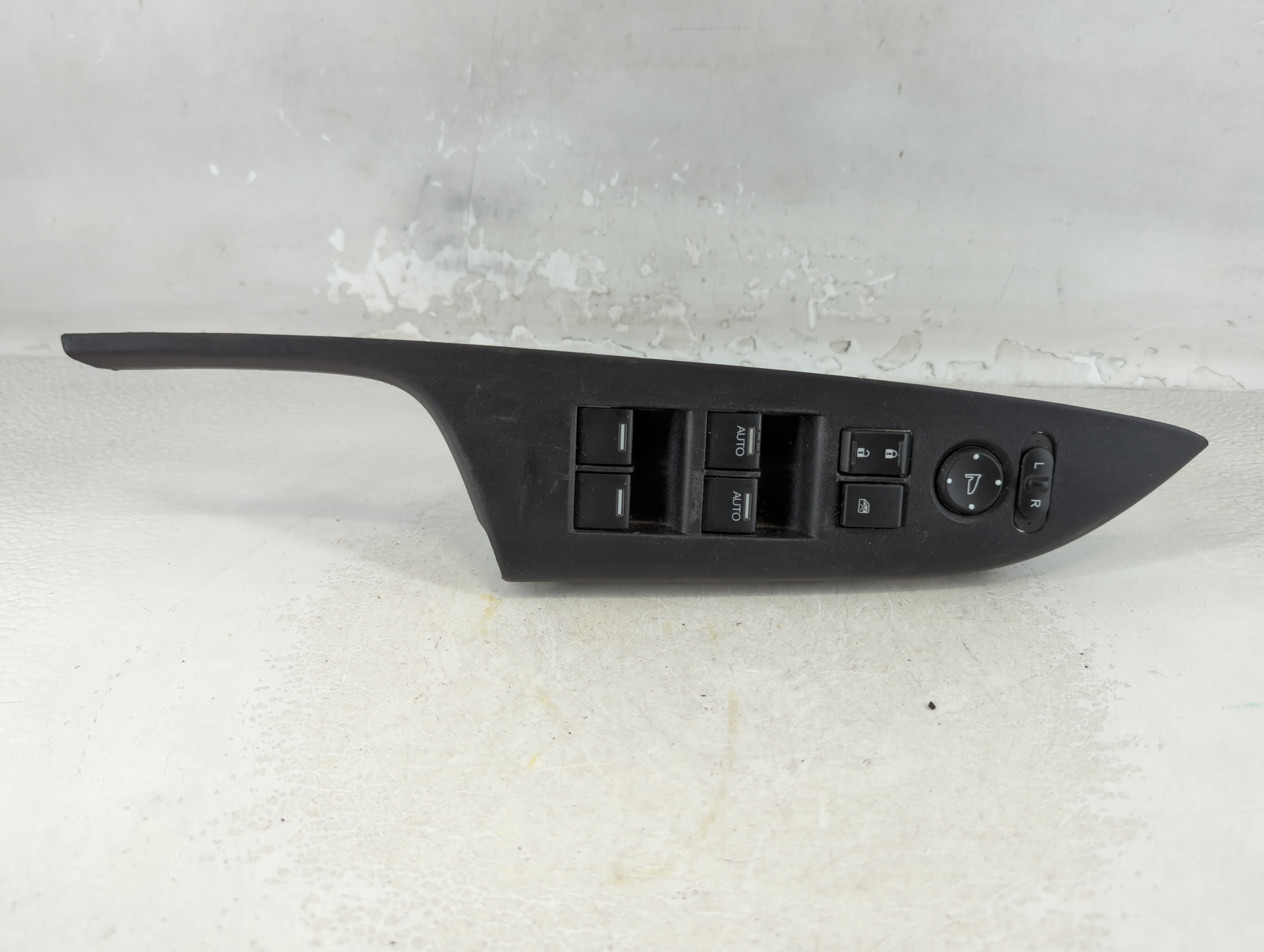 2013-2017 Honda Accord Driver Left Door Master Power Window Switch 1075372 - Oemusedautoparts1.com