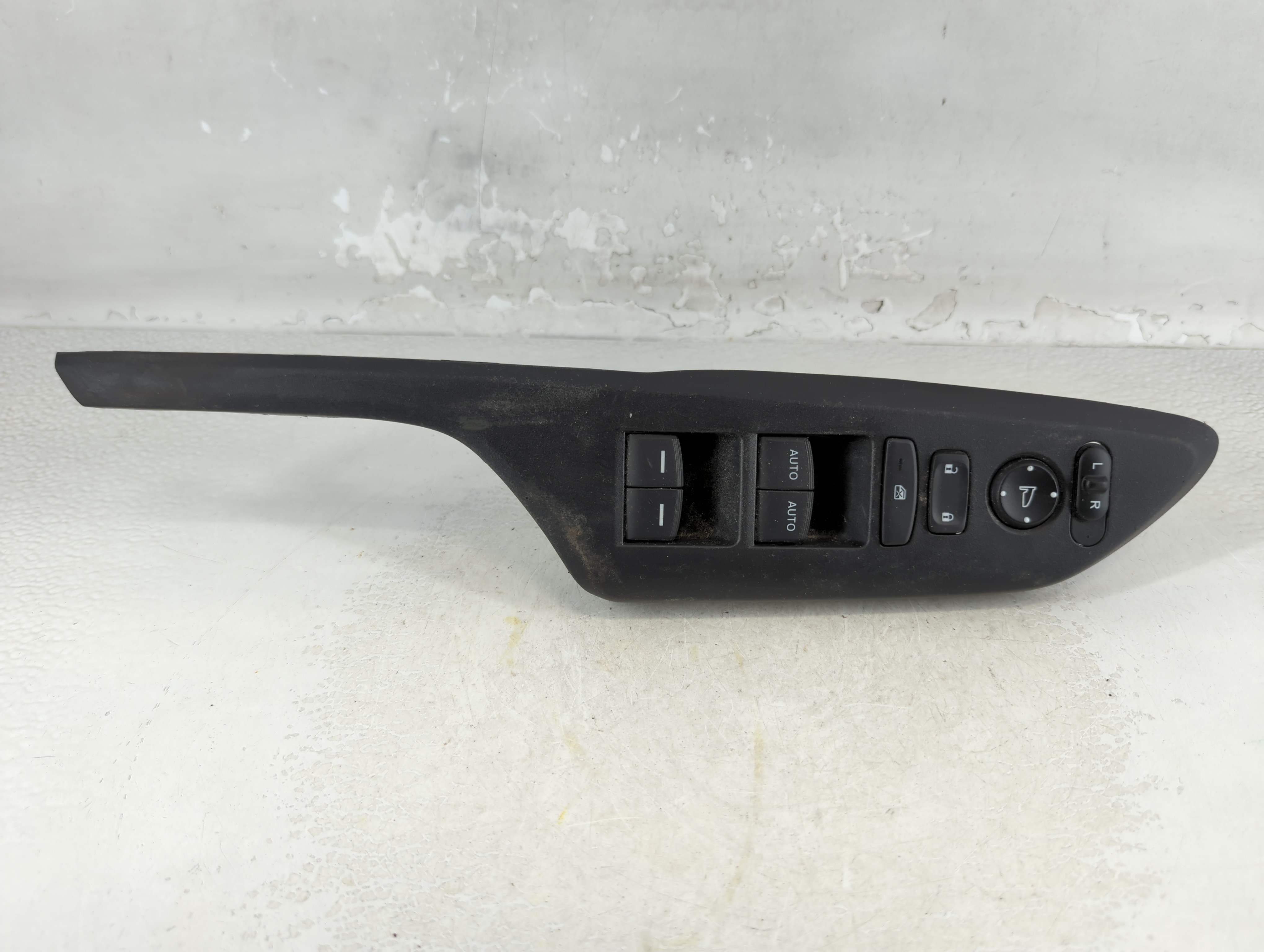 2016-2021 Honda Civic Driver Left Door Master Power Window Switch 1075378 - Oemusedautoparts1.com