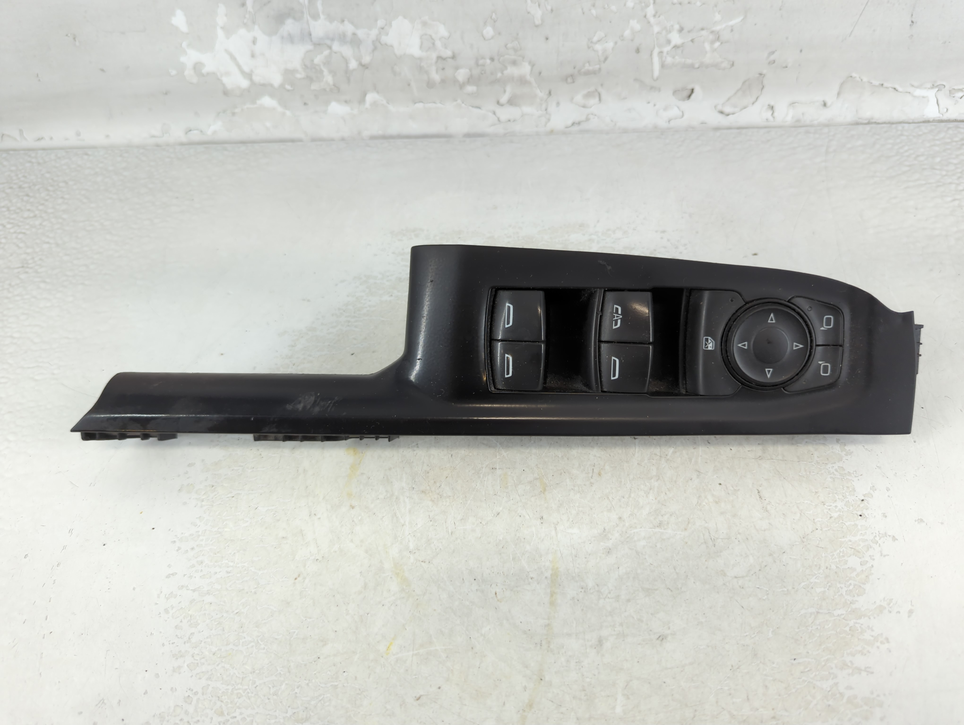 2019 Chevrolet Silverado 1500 Driver Left Door Master Power Window Switch 1075382 - Oemusedautoparts1.com