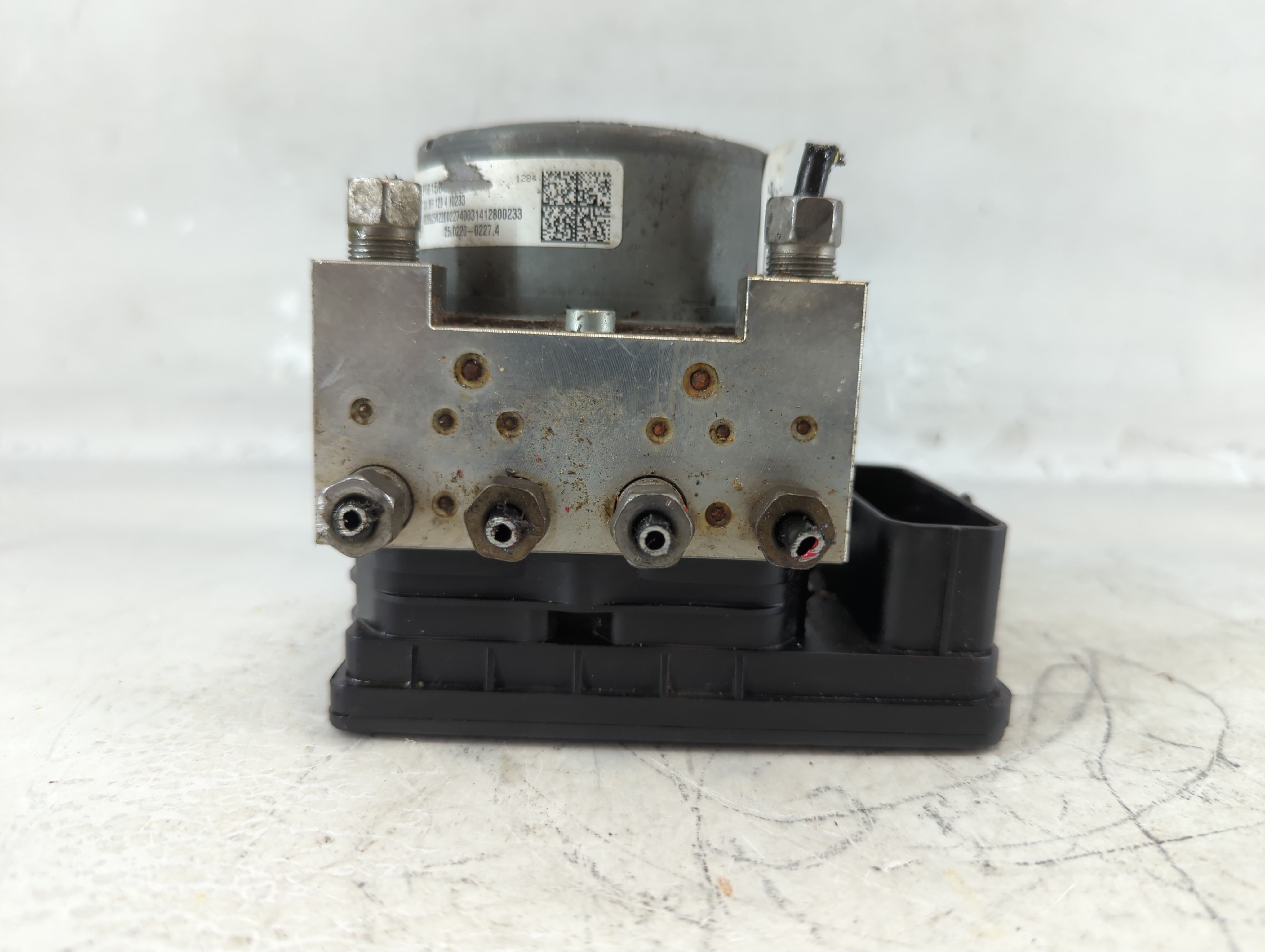 2012-2017 Buick Enclave Abs Pump Control Module 1075386 - Oemusedautoparts1.com