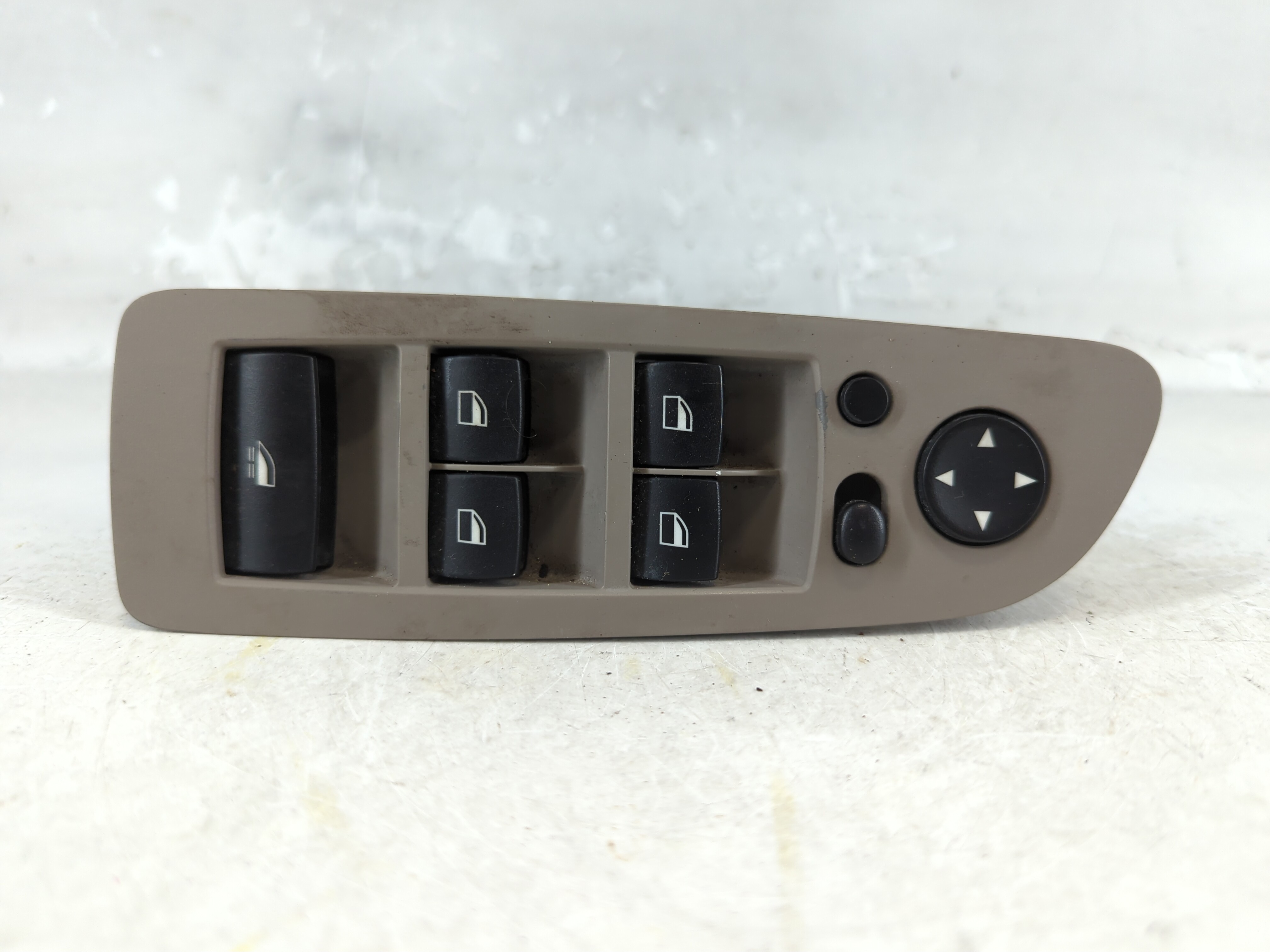 2008-2013 Bmw 135i Driver Left Door Master Power Window Switch 1075420 - Oemusedautoparts1.com