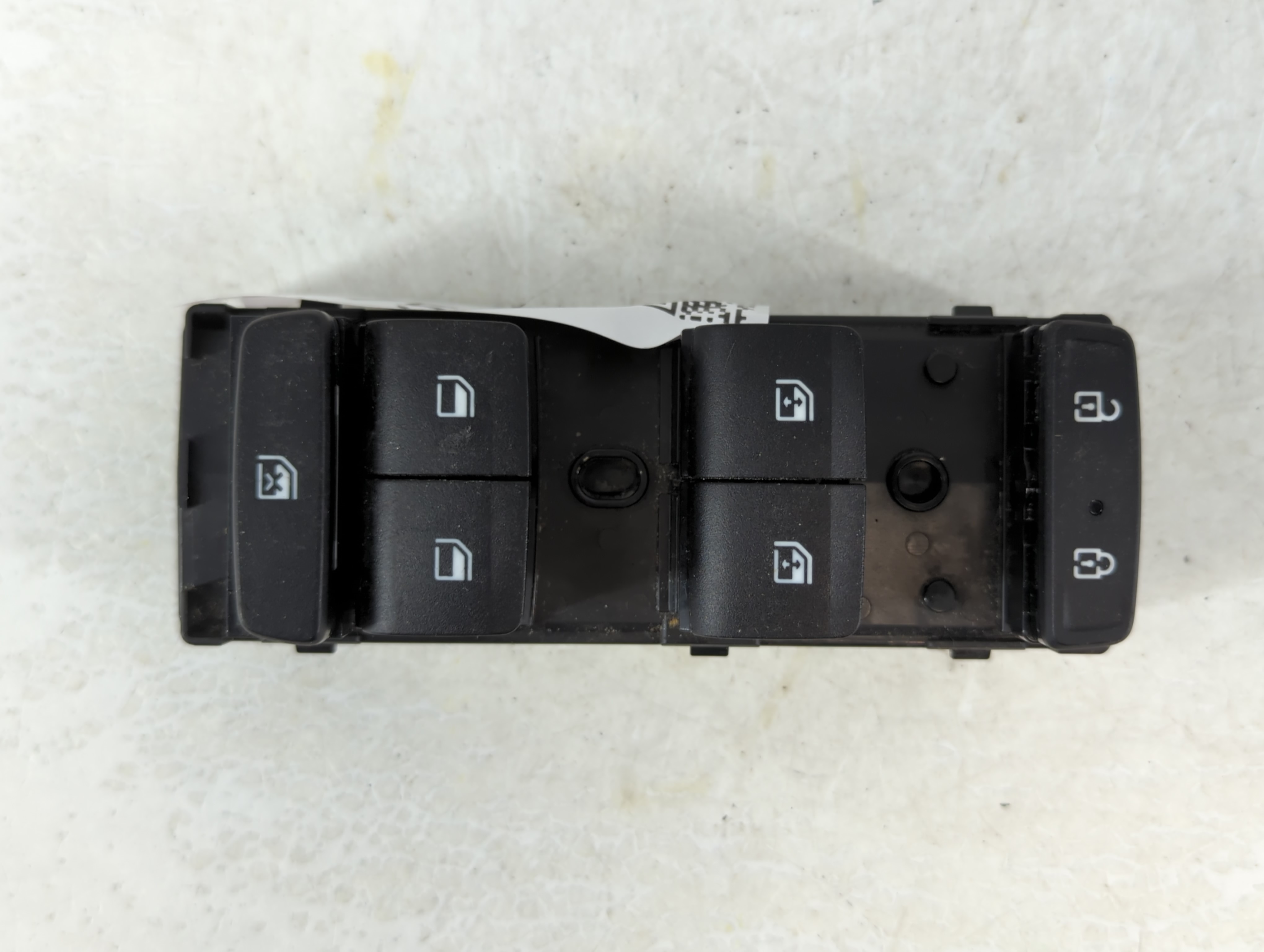 2022-2022 Hyundai Tucson Driver Left Door Master Power Window Switch 1075442 - Oemusedautoparts1.com