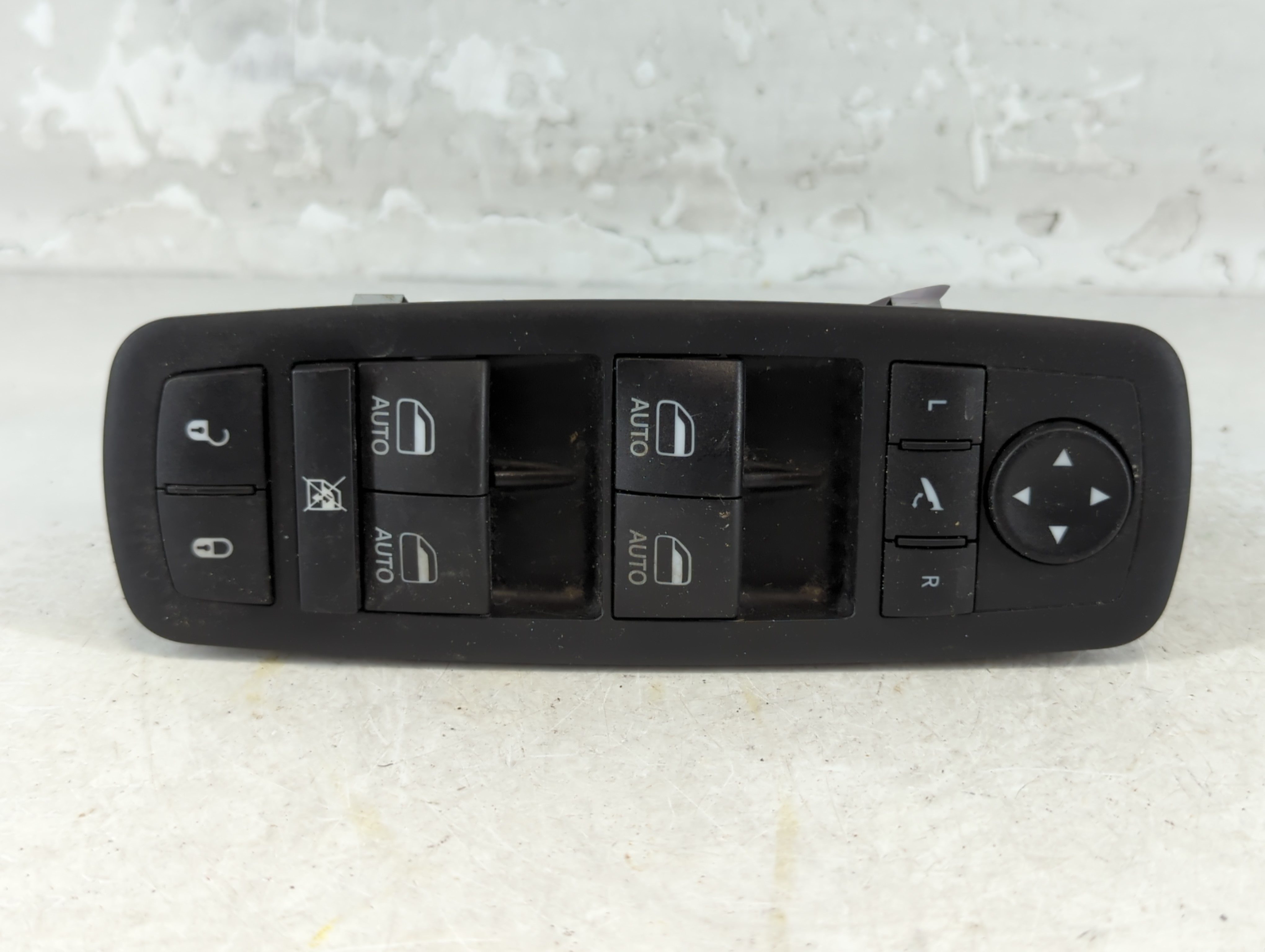 2017-2022 Chrysler Pacifica Driver Left Door Master Power Window Switch 1075443 - Oemusedautoparts1.com