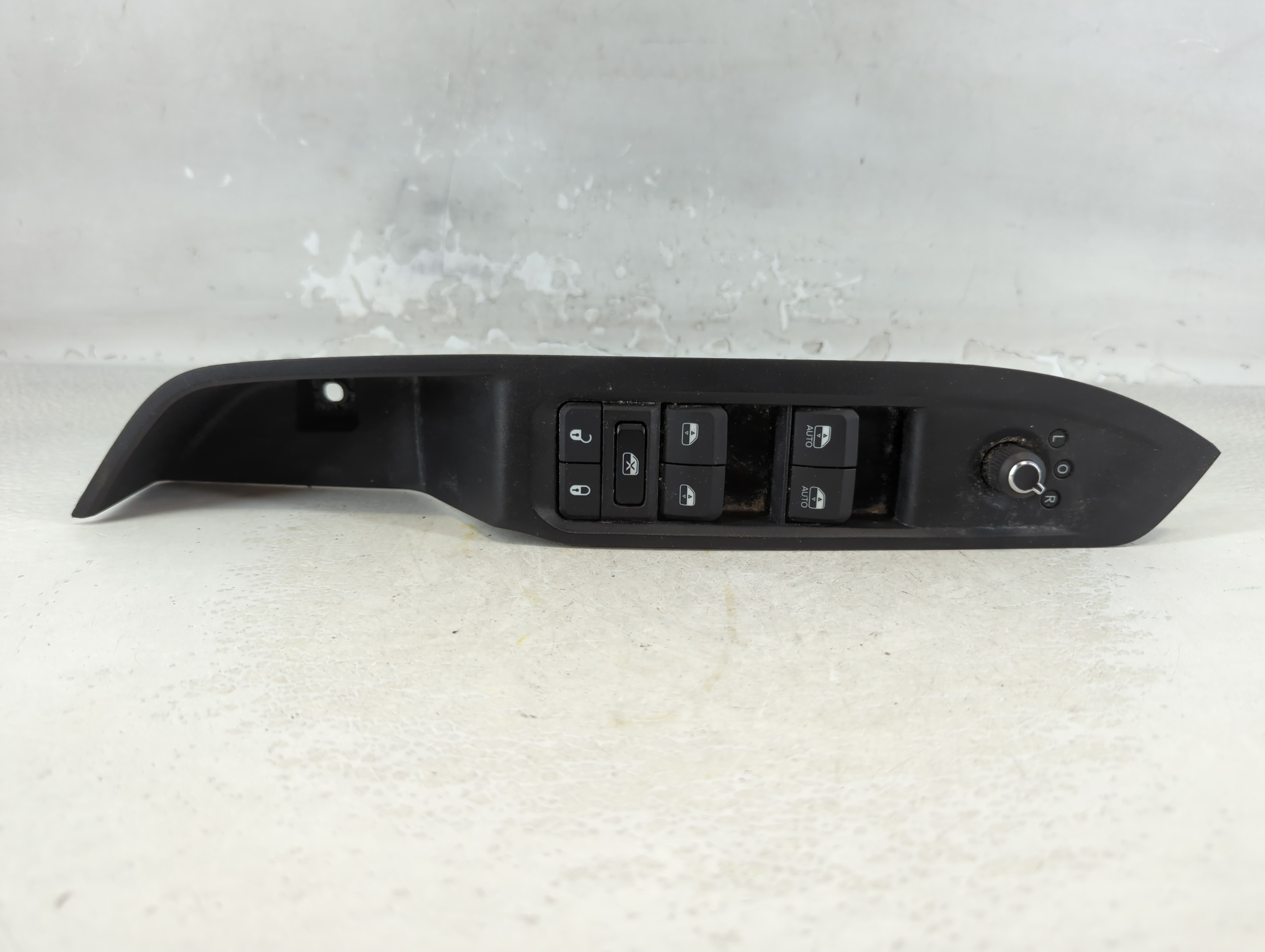 2022 Jeep Compass Driver Left Door Master Power Window Switch 6x983trmab 1075472 - Oemusedautoparts1.com
