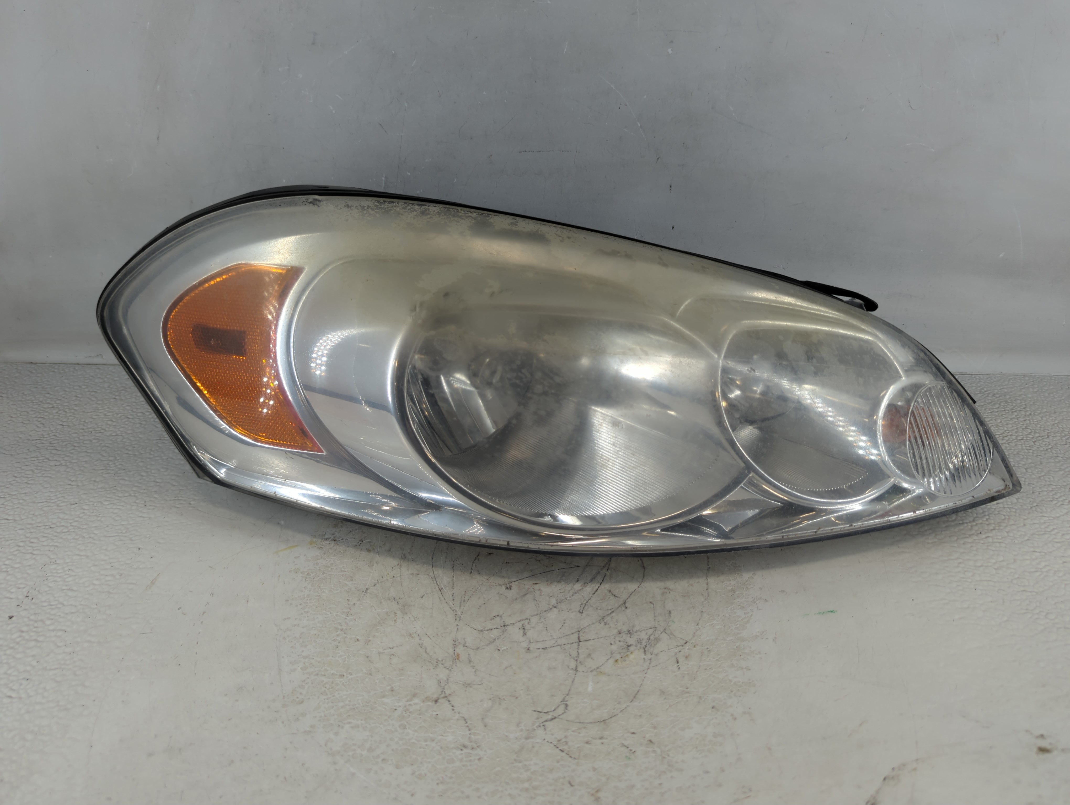 2006-2016 Chevrolet Impala Passenger Right Oem Head Light Headlight Lamp 1075481 - Oemusedautoparts1.com