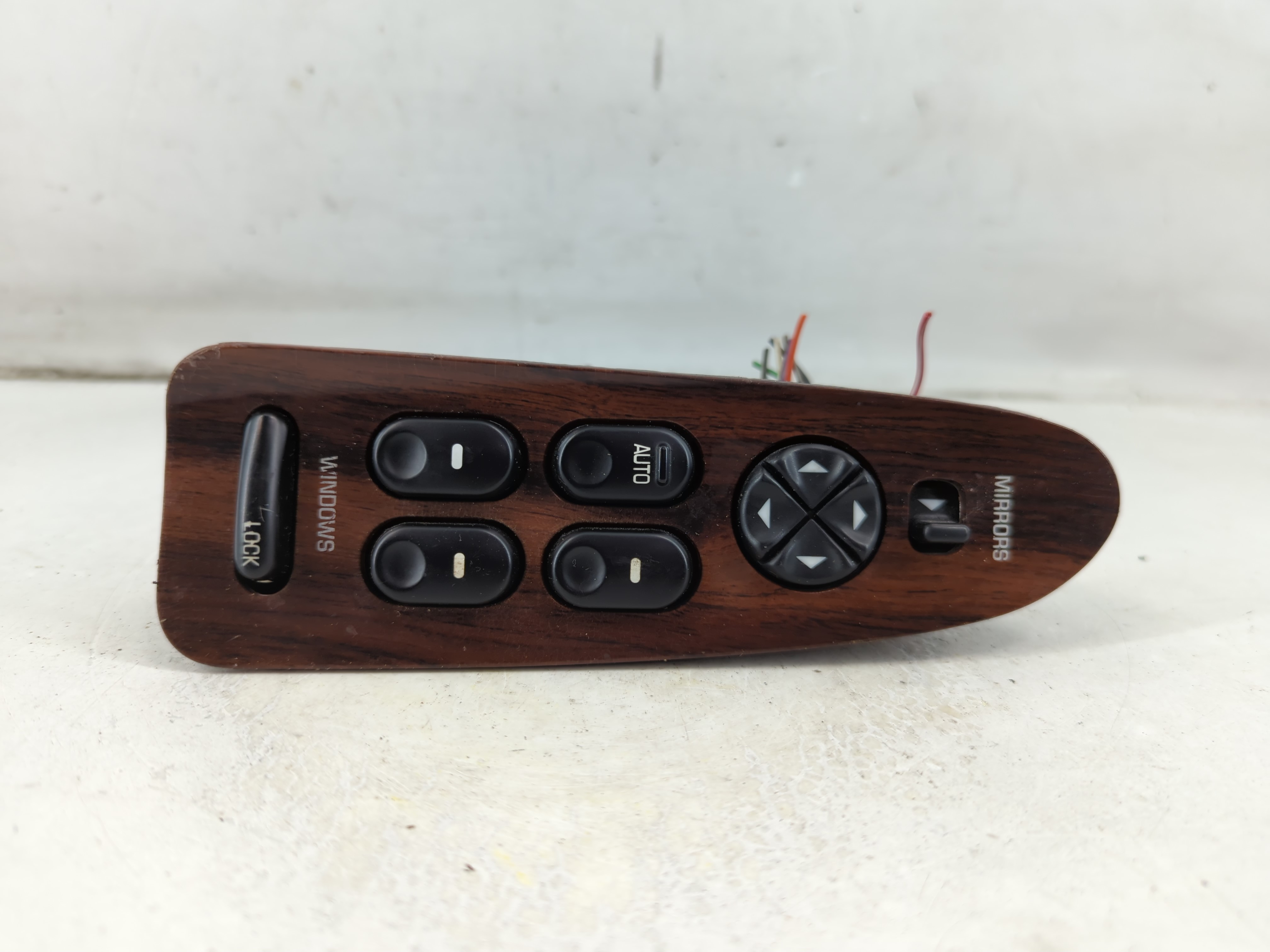1997-2004 Buick Regal Driver Left Door Master Power Window Switch 1075486 - Oemusedautoparts1.com