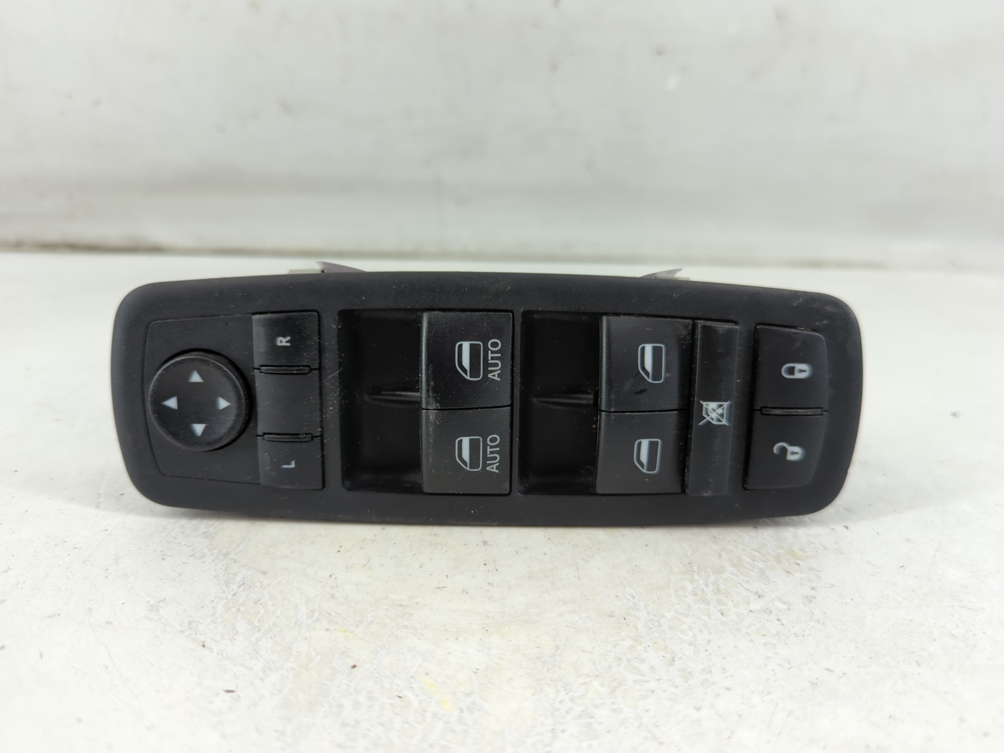 2017-2022 Chrysler Pacifica Driver Left Door Master Power Window Switch 1075488 - Oemusedautoparts1.com