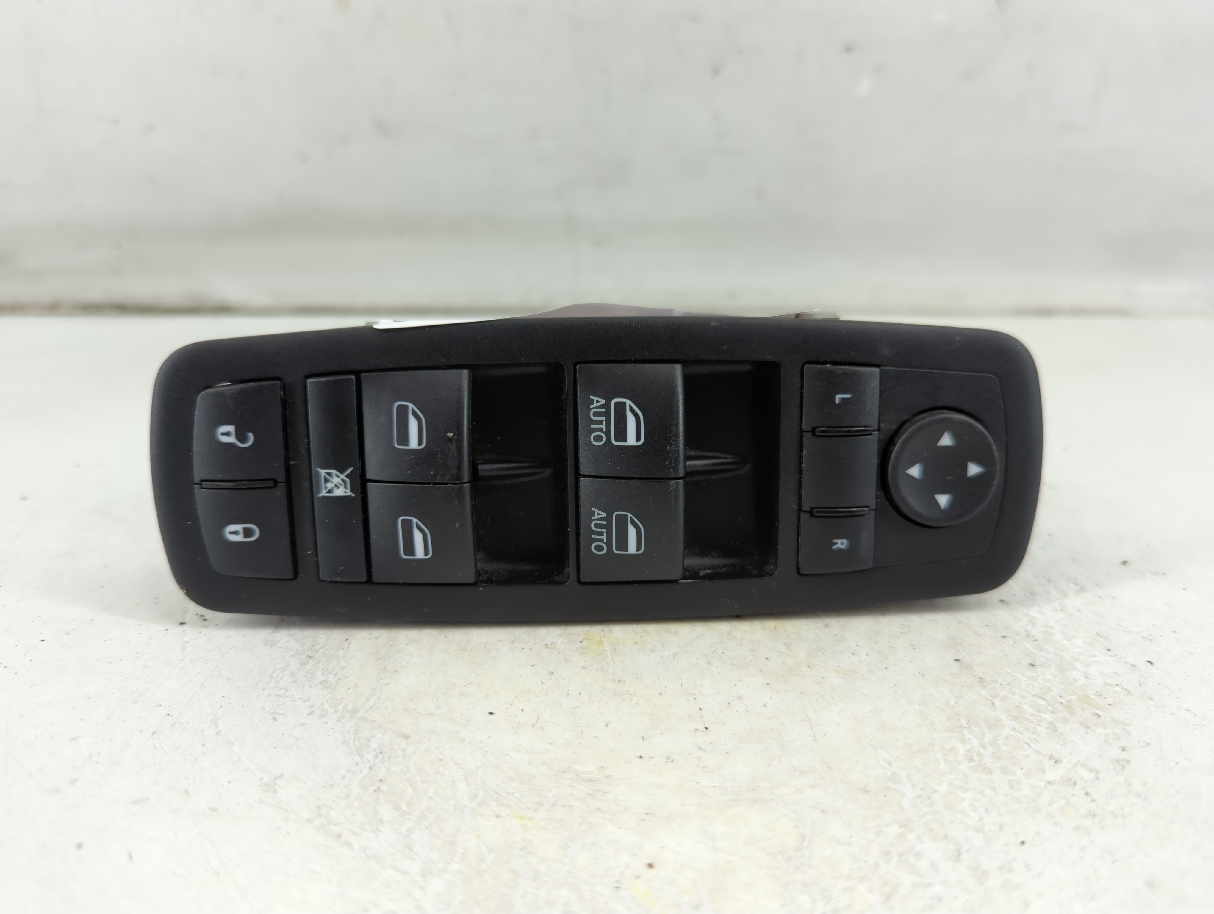 2014 Jeep Grand Cherokee Driver Left Door Master Power Window Switch 1075527 - Oemusedautoparts1.com