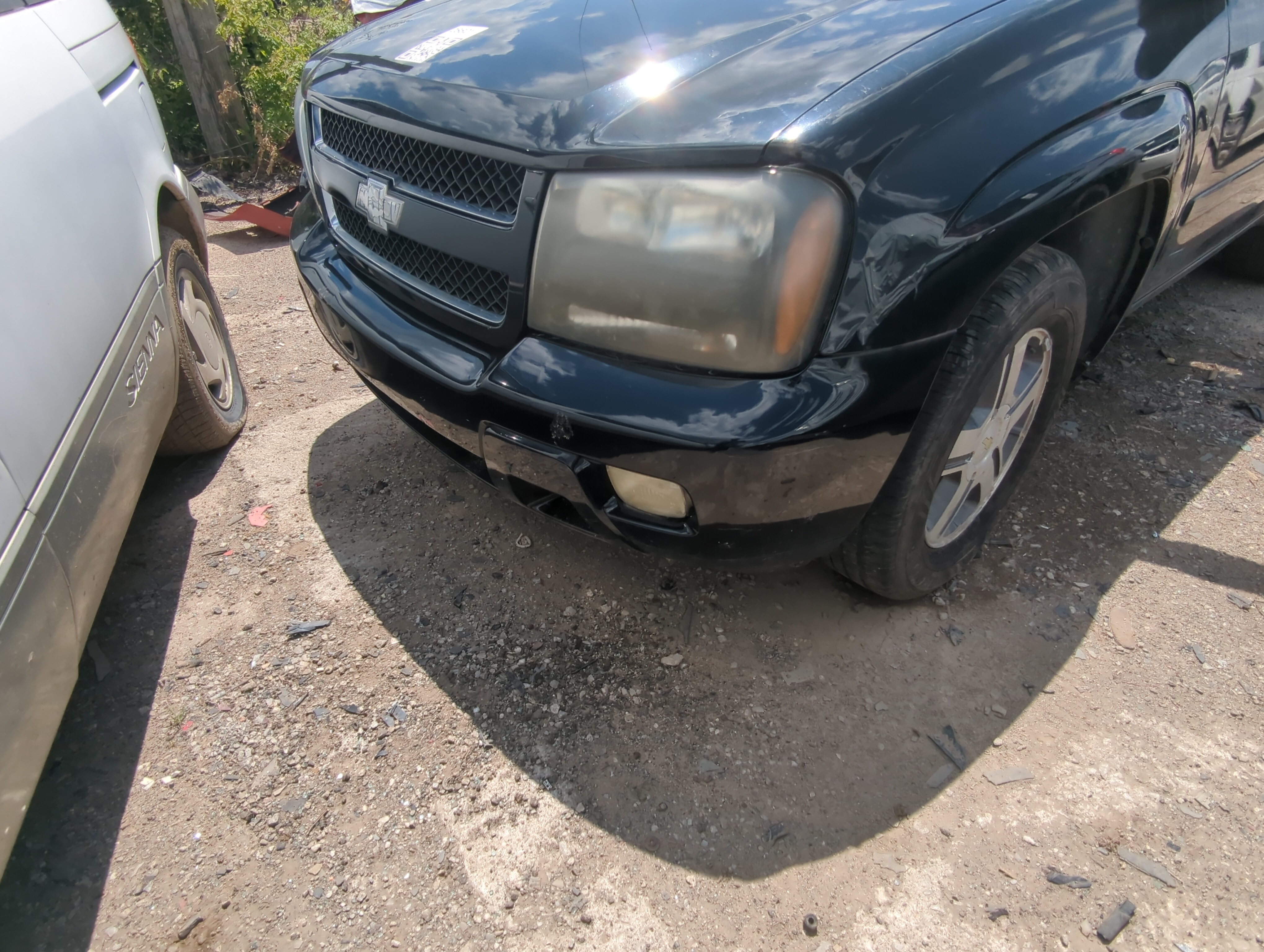 Picture of 2006-2009 Chevrolet Trailblazer Front Bumper - Oem 1075927