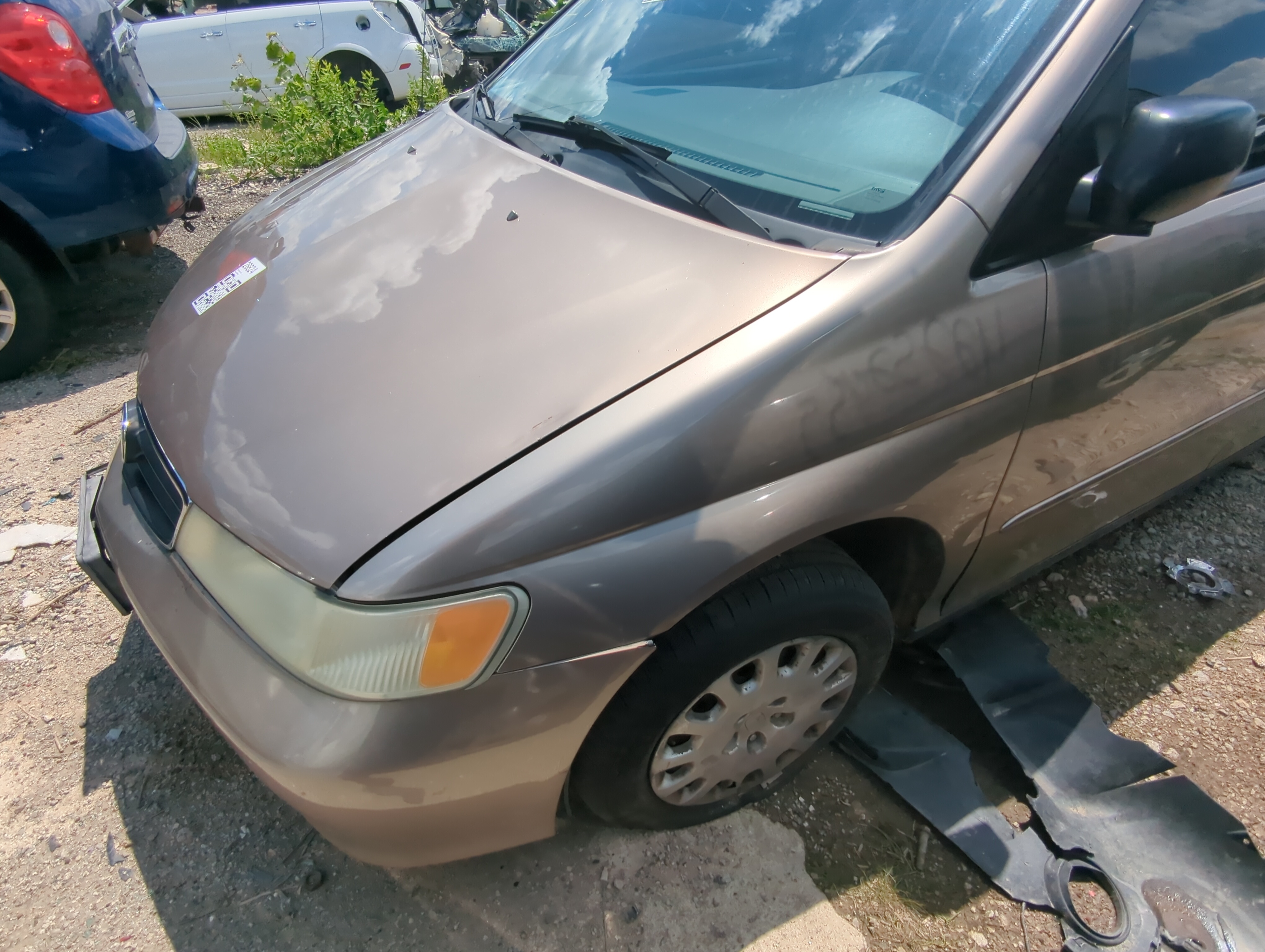 Picture of 1999-2004 Honda Odyssey Driver Fender 1076355