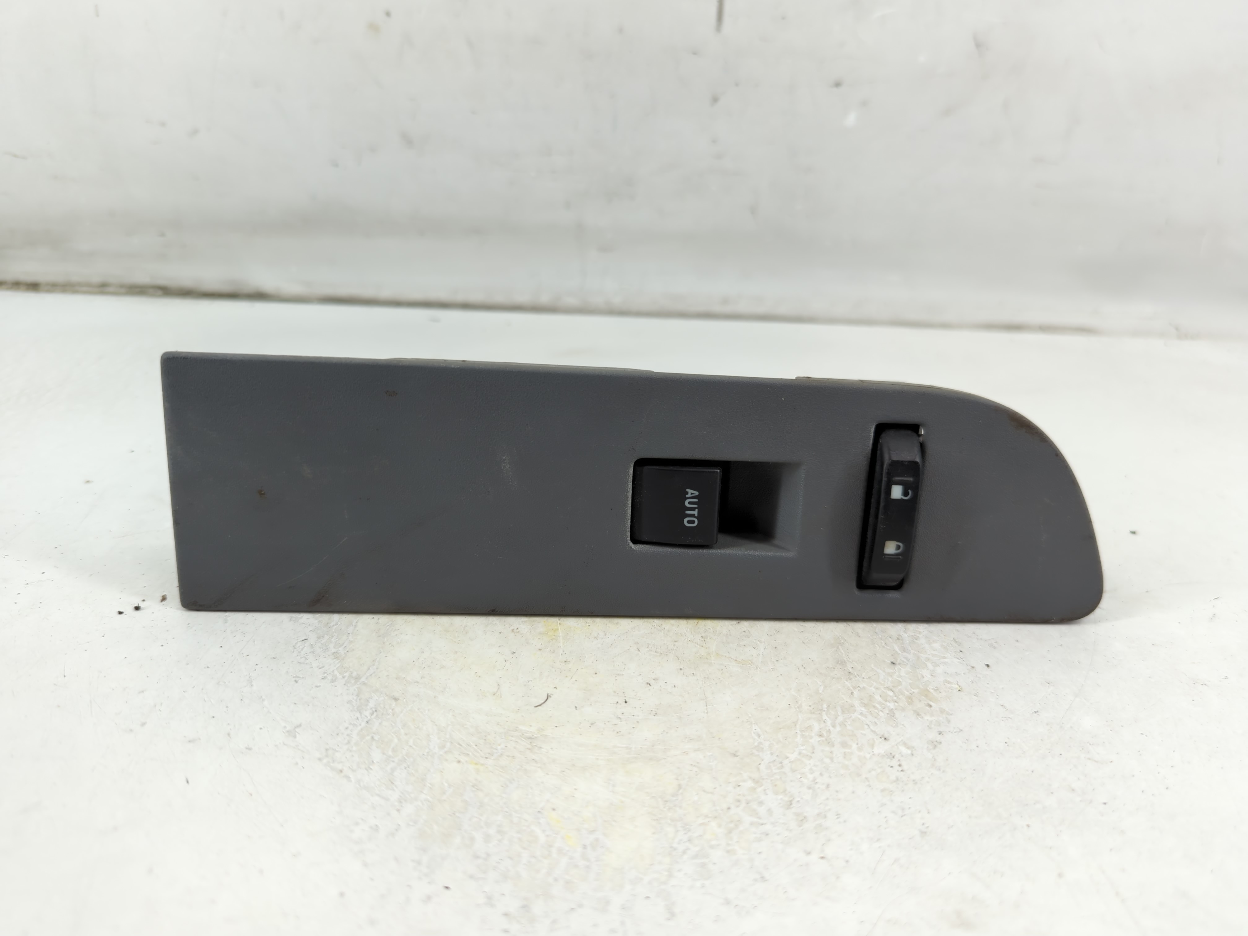 2005-2014 Ford F-150 Driver Left Door Master Power Window Switch 1076630 - Oemusedautoparts1.com