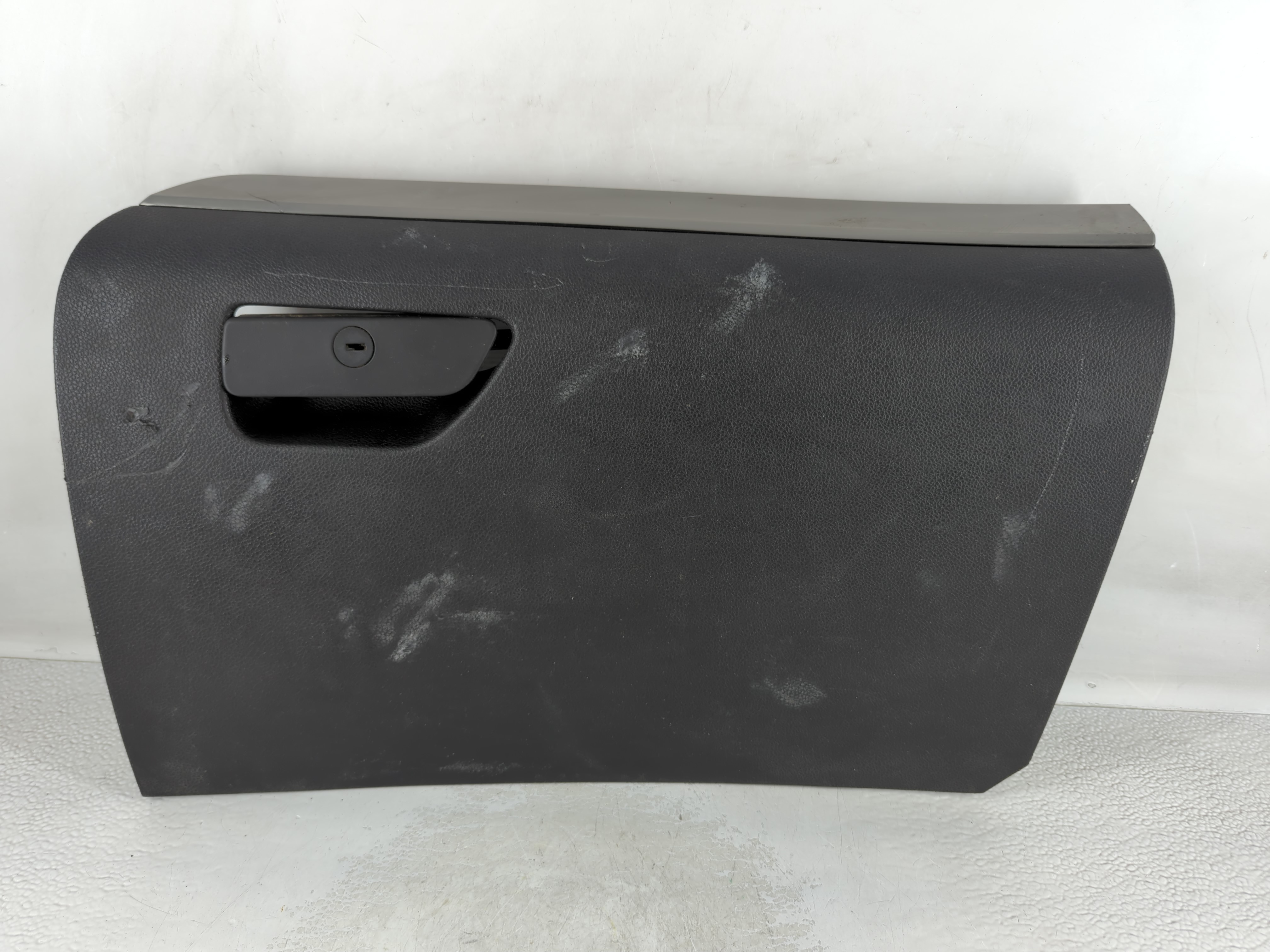 Picture of 2014 Ford Explorer Passenger Glove Box Door Storage Compartment 1076643