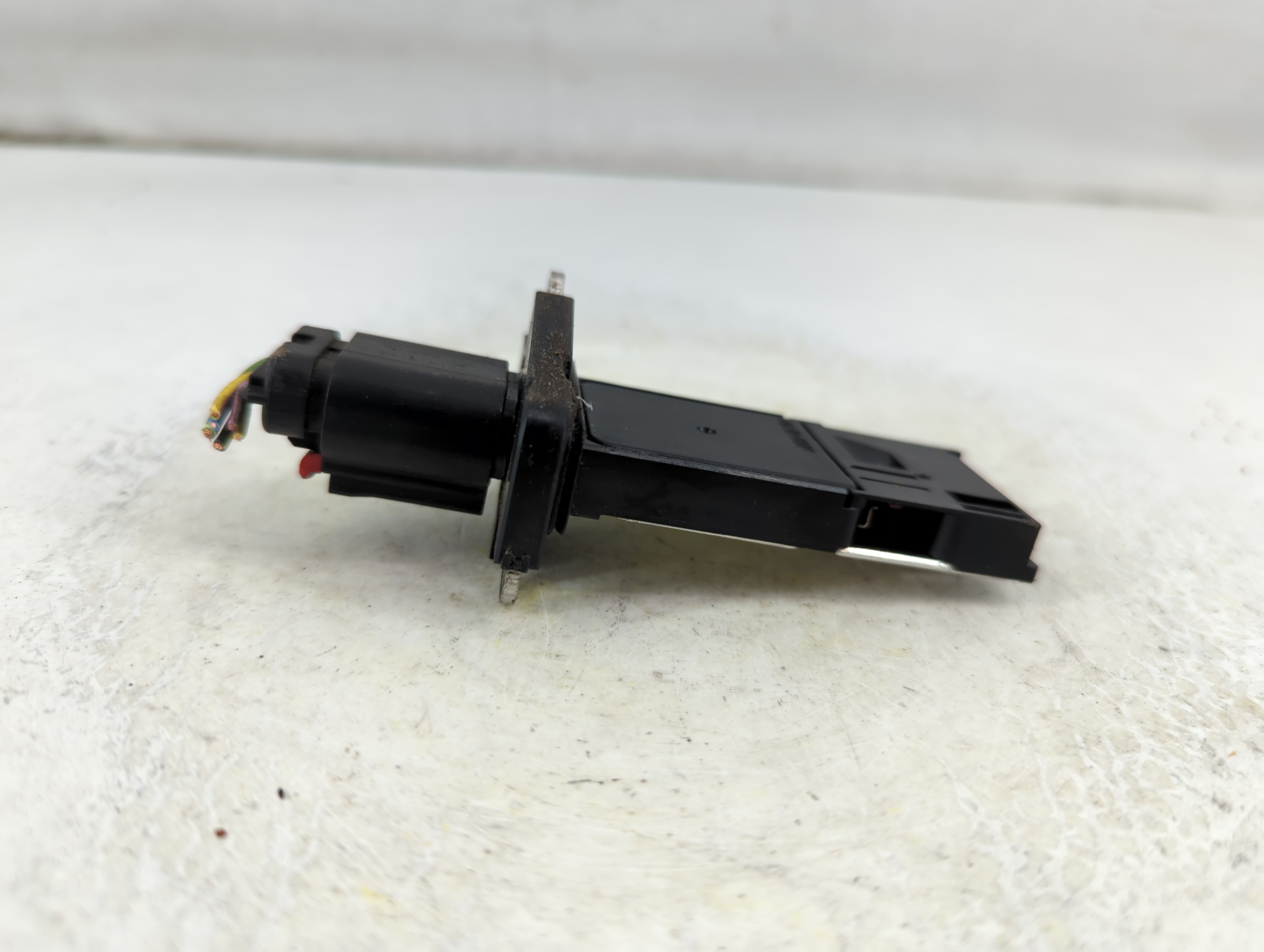 2004-2012 Ford Explorer Mass Air Flow Meter Maf 1076653 - Oemusedautoparts1.com