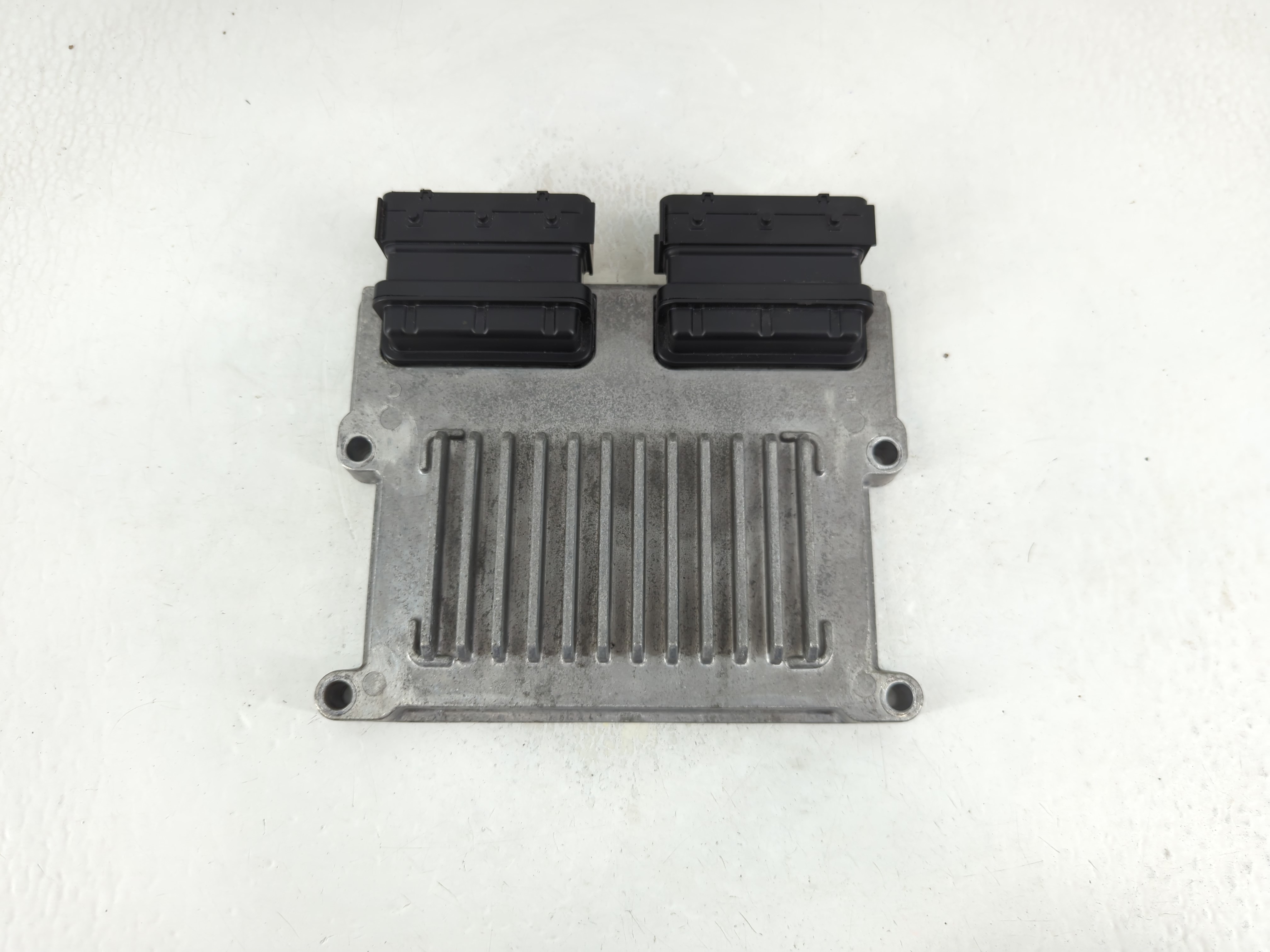 2013-2016 Hyundai Genesis Engine Control Computer Ecu Pcm Ecm Pcu Oem 1076658 - Oemusedautoparts1.com