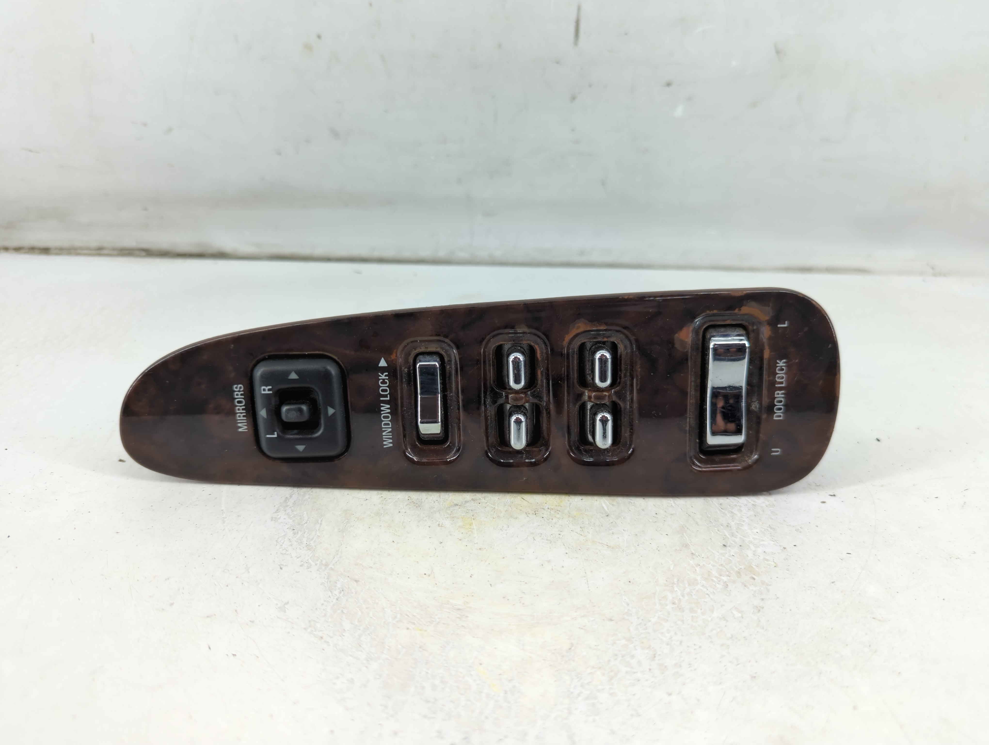 2000-2002 Lincoln Town Car Driver Left Door Master Power Window Switch 1076660 - Oemusedautoparts1.com