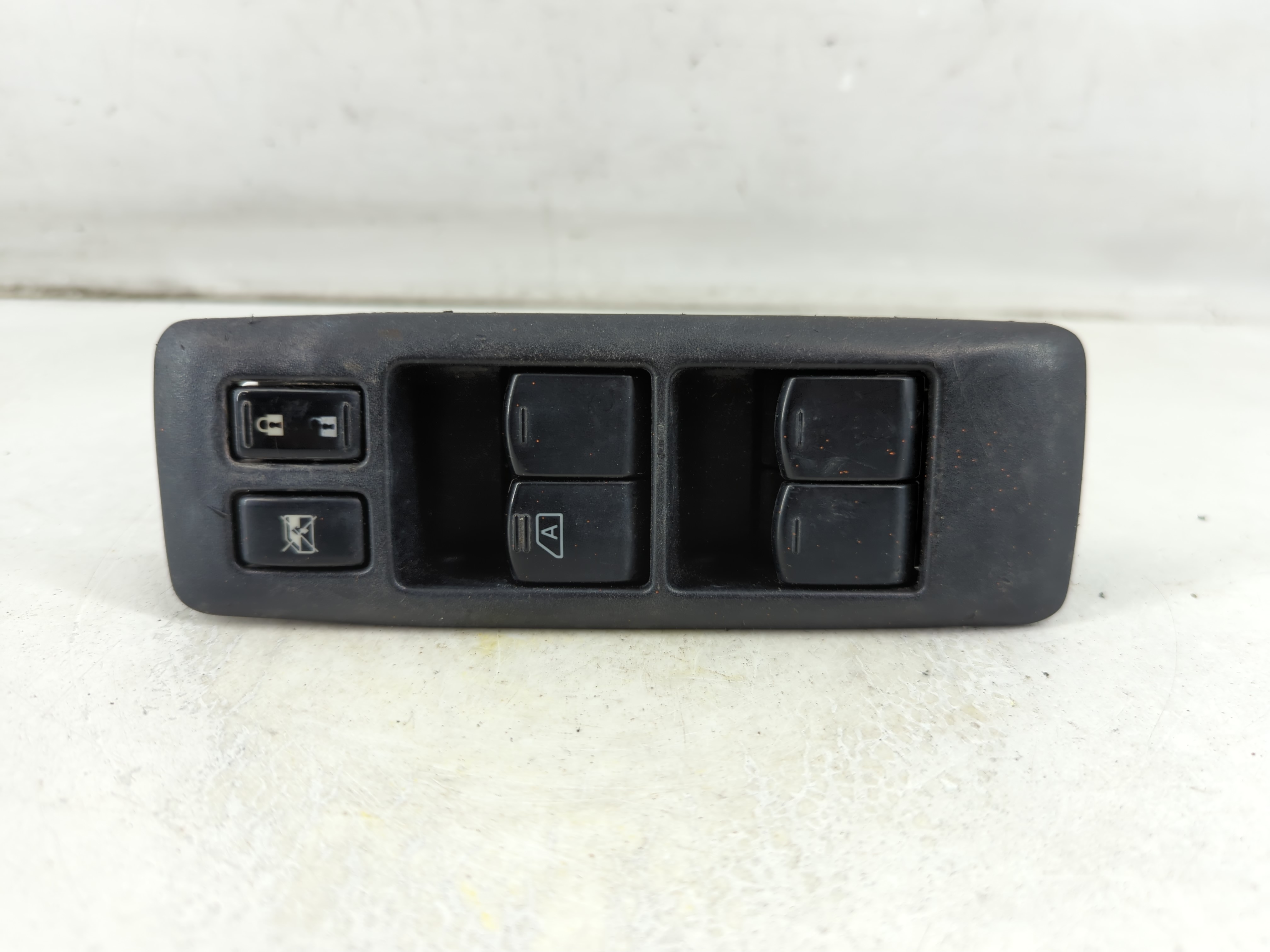 2011-2015 Nissan Rogue Driver Left Door Master Power Window Switch 1076663 - Oemusedautoparts1.com