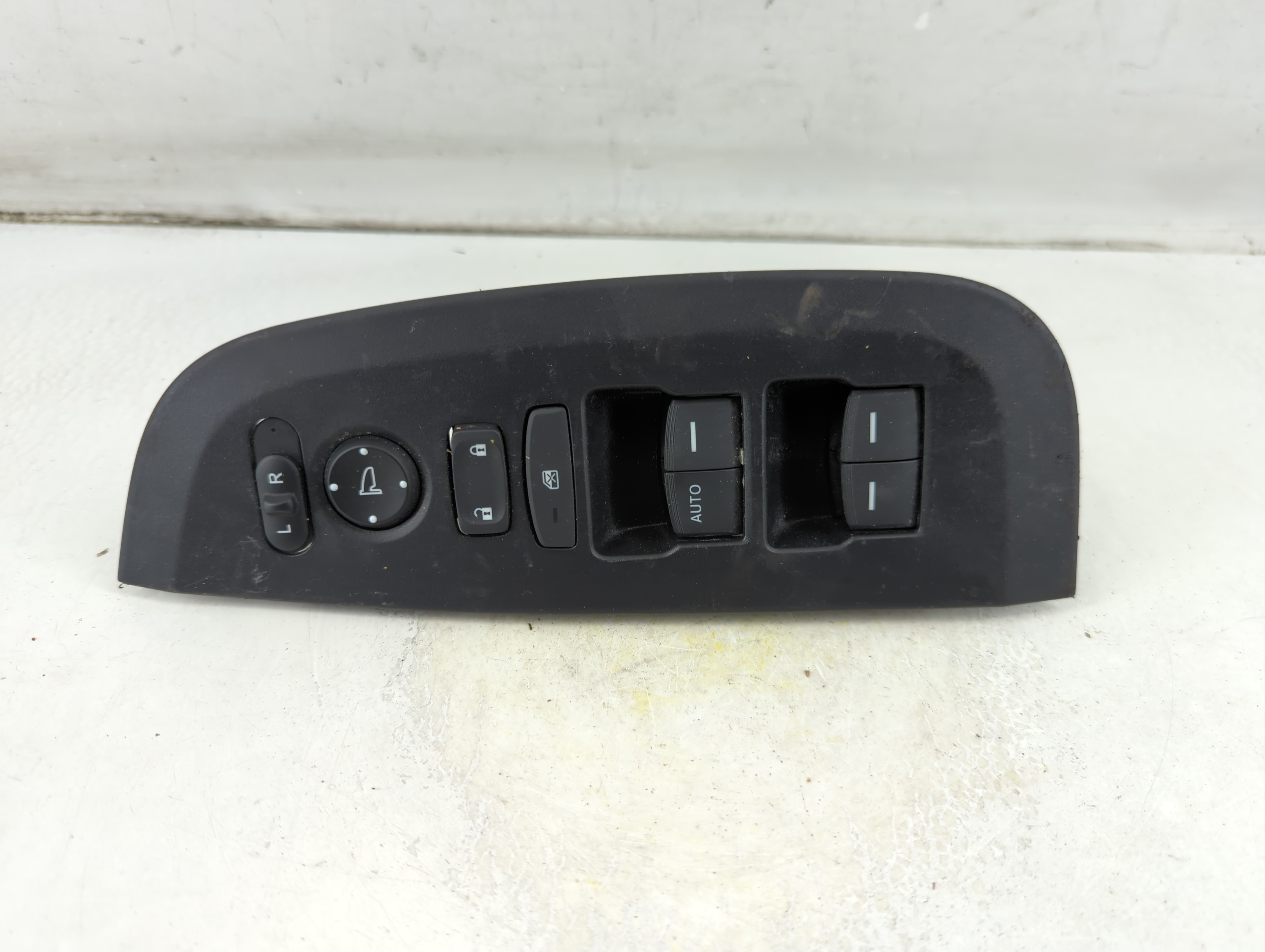 Picture of 2023 Honda Hr-v Driver Left Door Master Power Window Switch Tza A111 1076669