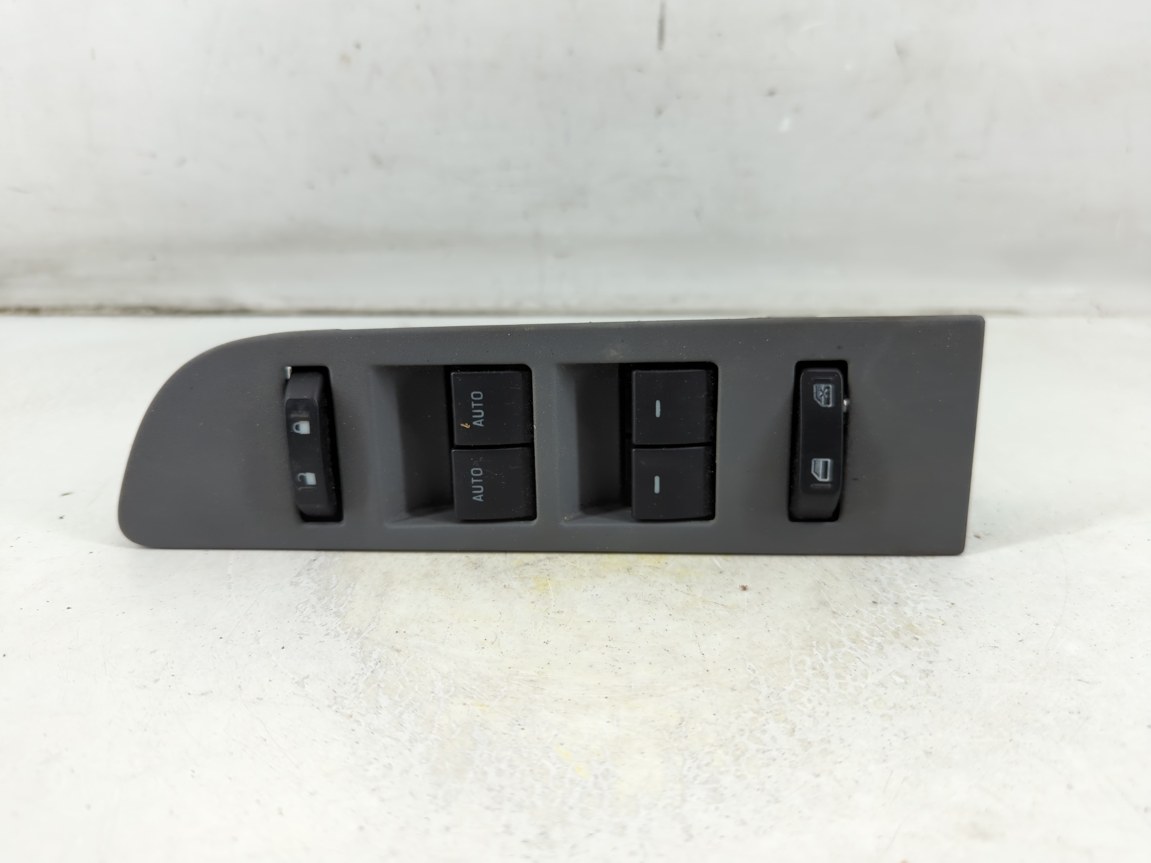 2010-2014 Ford F-150 Driver Left Door Master Power Window Switch 1076673 - Oemusedautoparts1.com