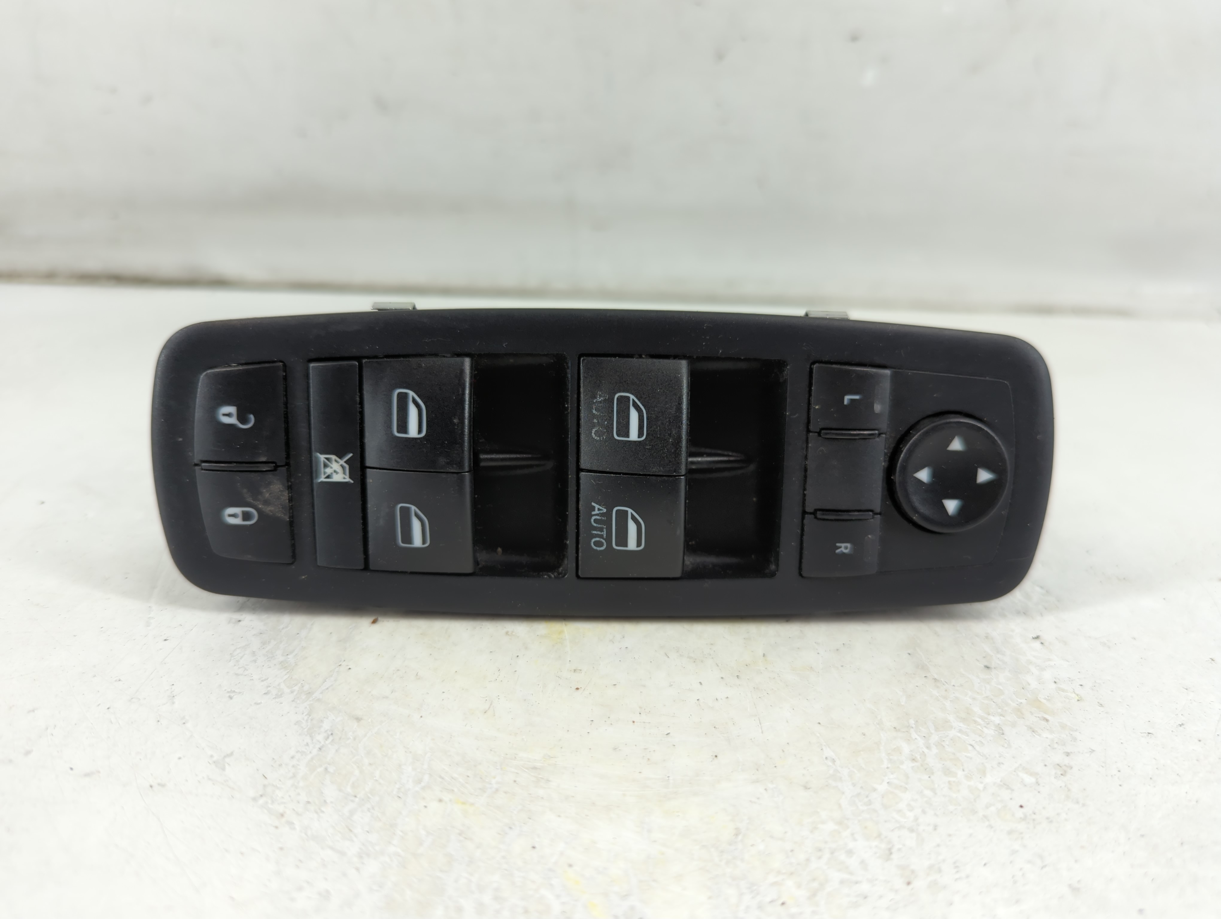 2017-2022 Chrysler Pacifica Driver Left Door Master Power Window Switch 1076686 - Oemusedautoparts1.com