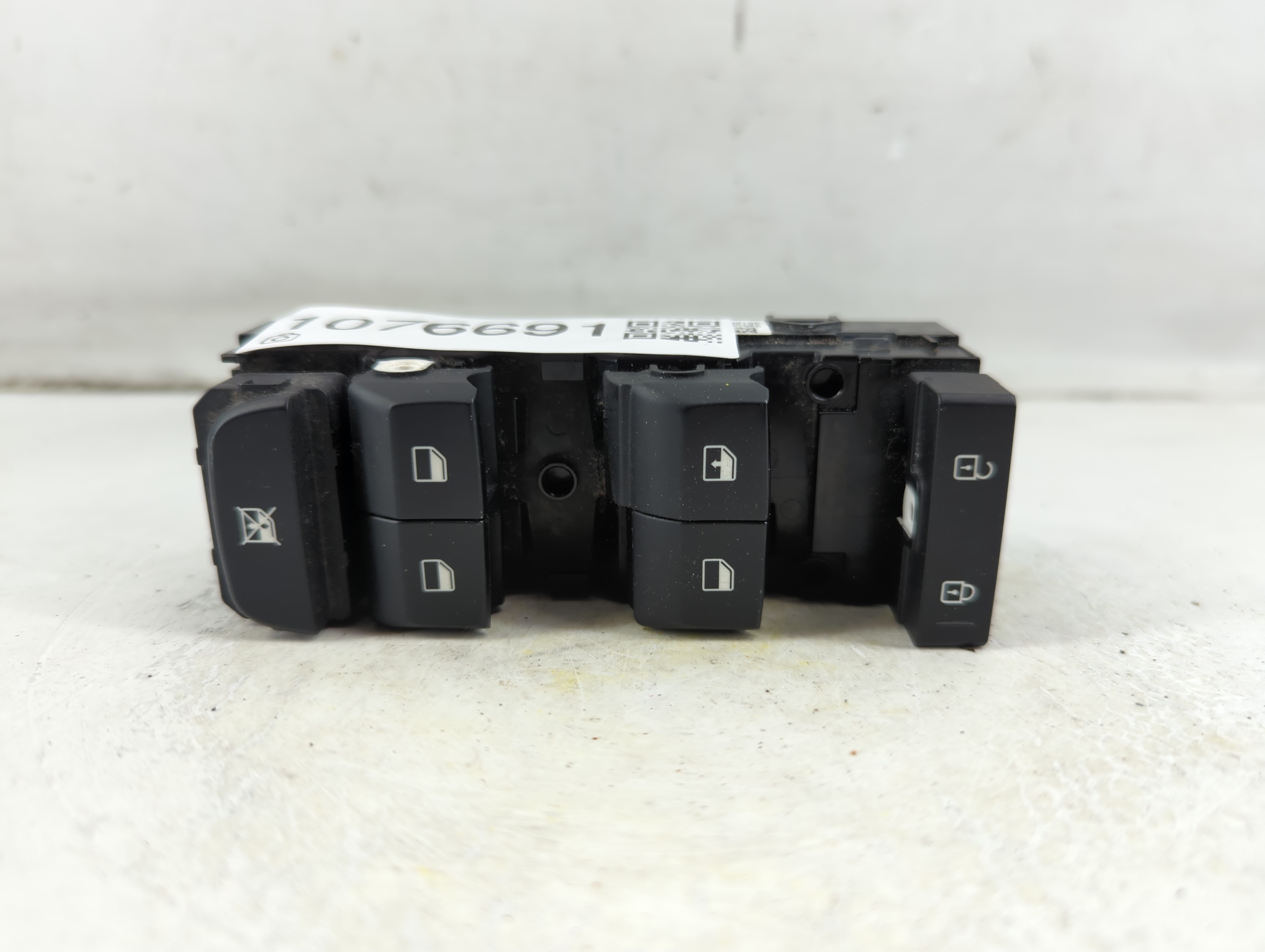 2020 Kia Forte Driver Left Door Master Power Window Switch 4e7492-1500 1076691 - Oemusedautoparts1.com