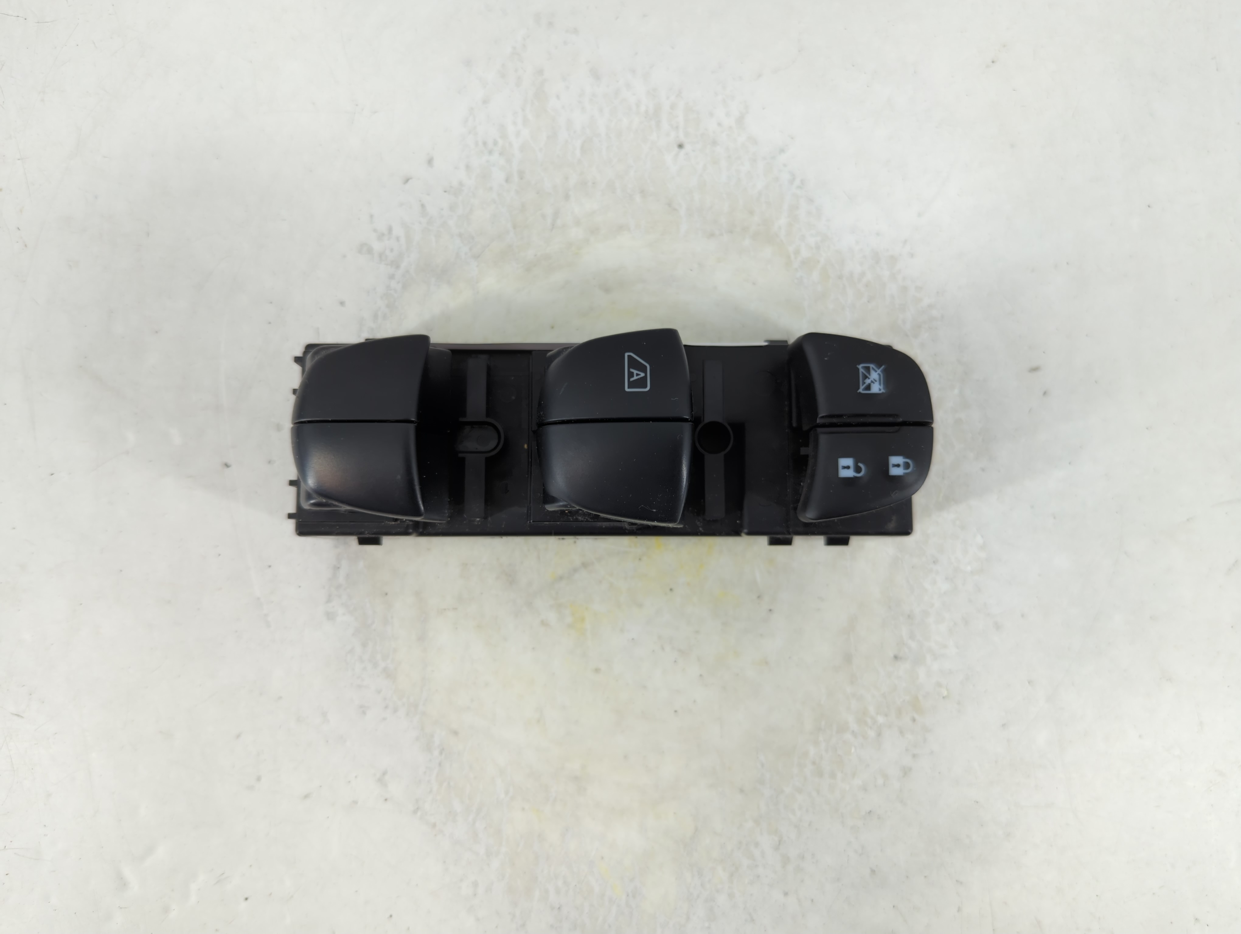 2014-2020 Nissan Rogue Driver Left Door Master Power Window Switch 1076692 - Oemusedautoparts1.com