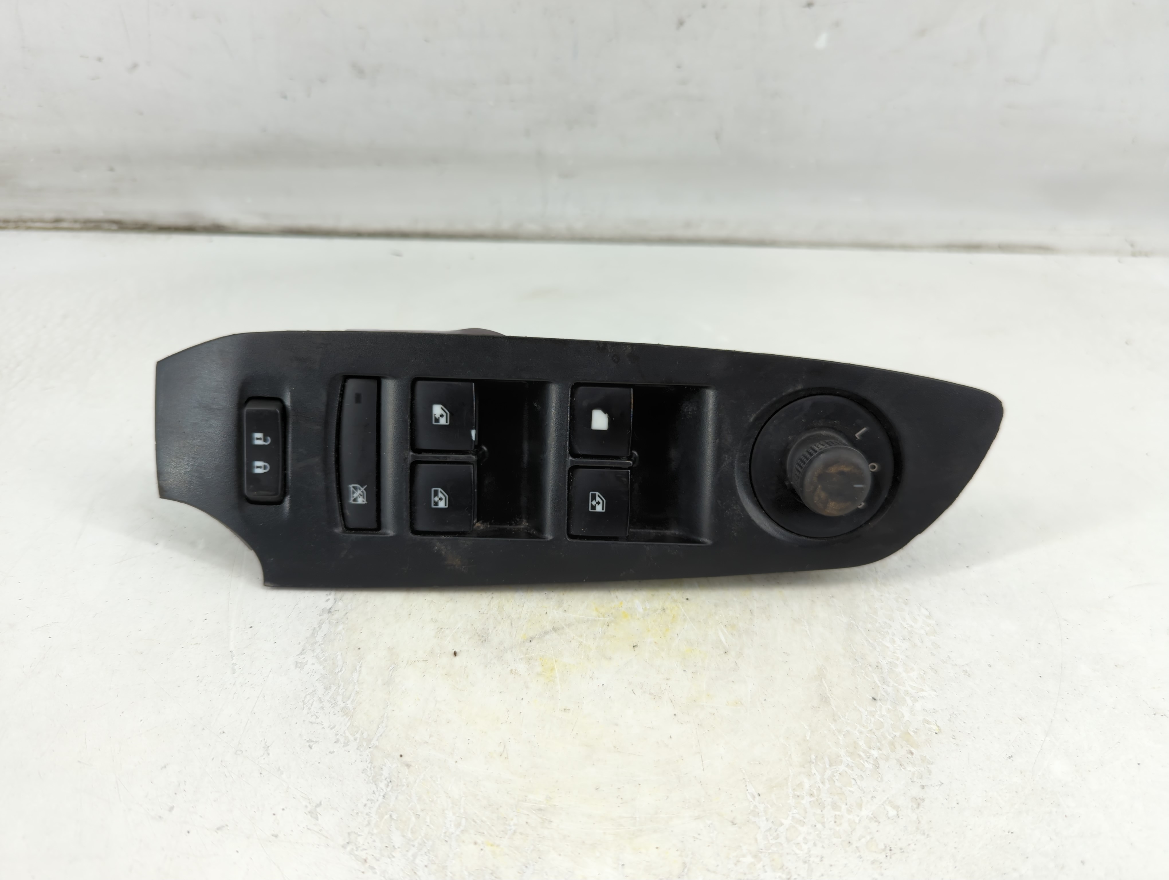 2017-2020 Buick Encore Driver Left Door Master Power Window Switch 1076701 - Oemusedautoparts1.com