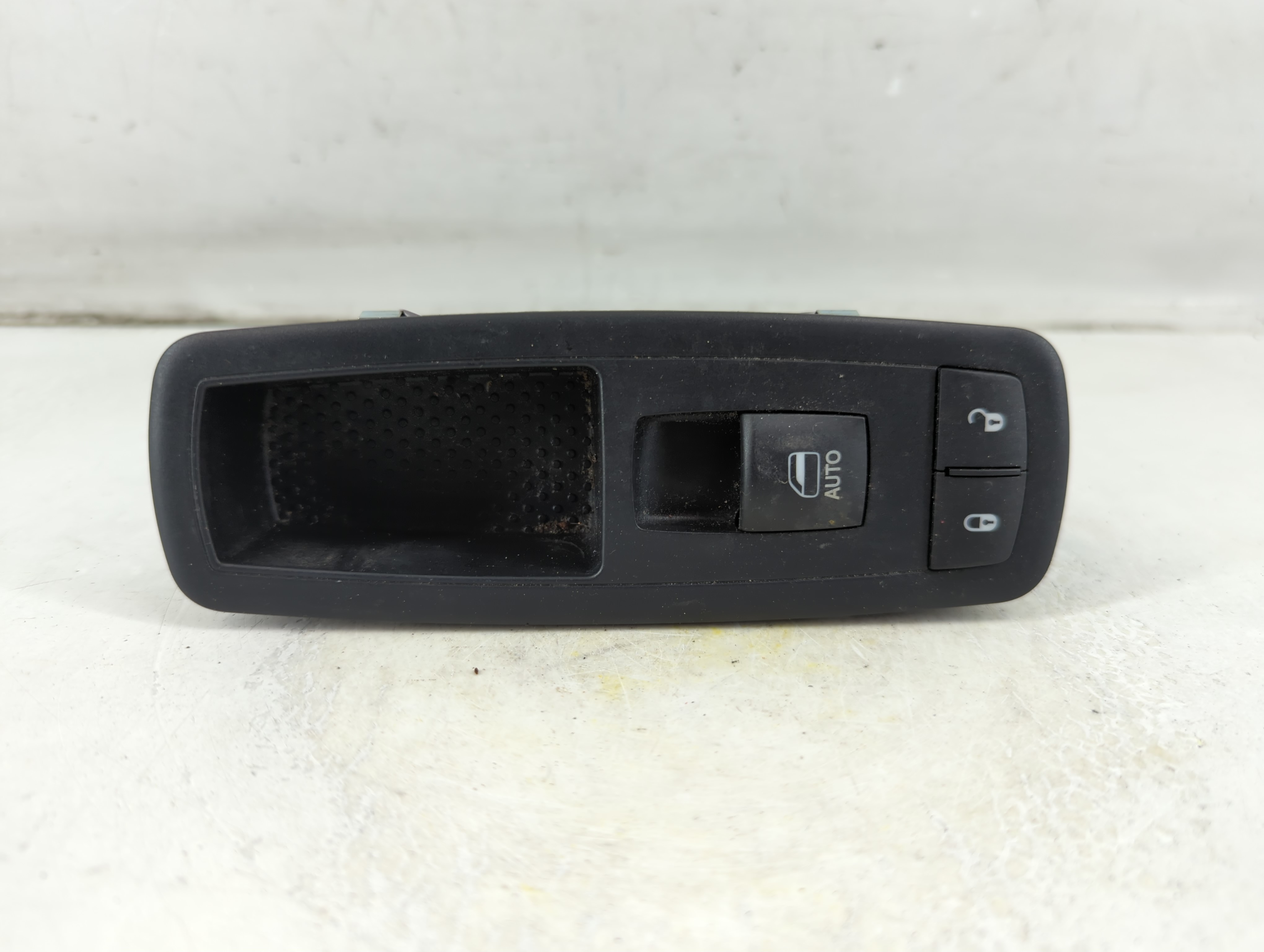2015-2019 Dodge Charger Driver Left Door Master Power Window Switch 1076702 - Oemusedautoparts1.com