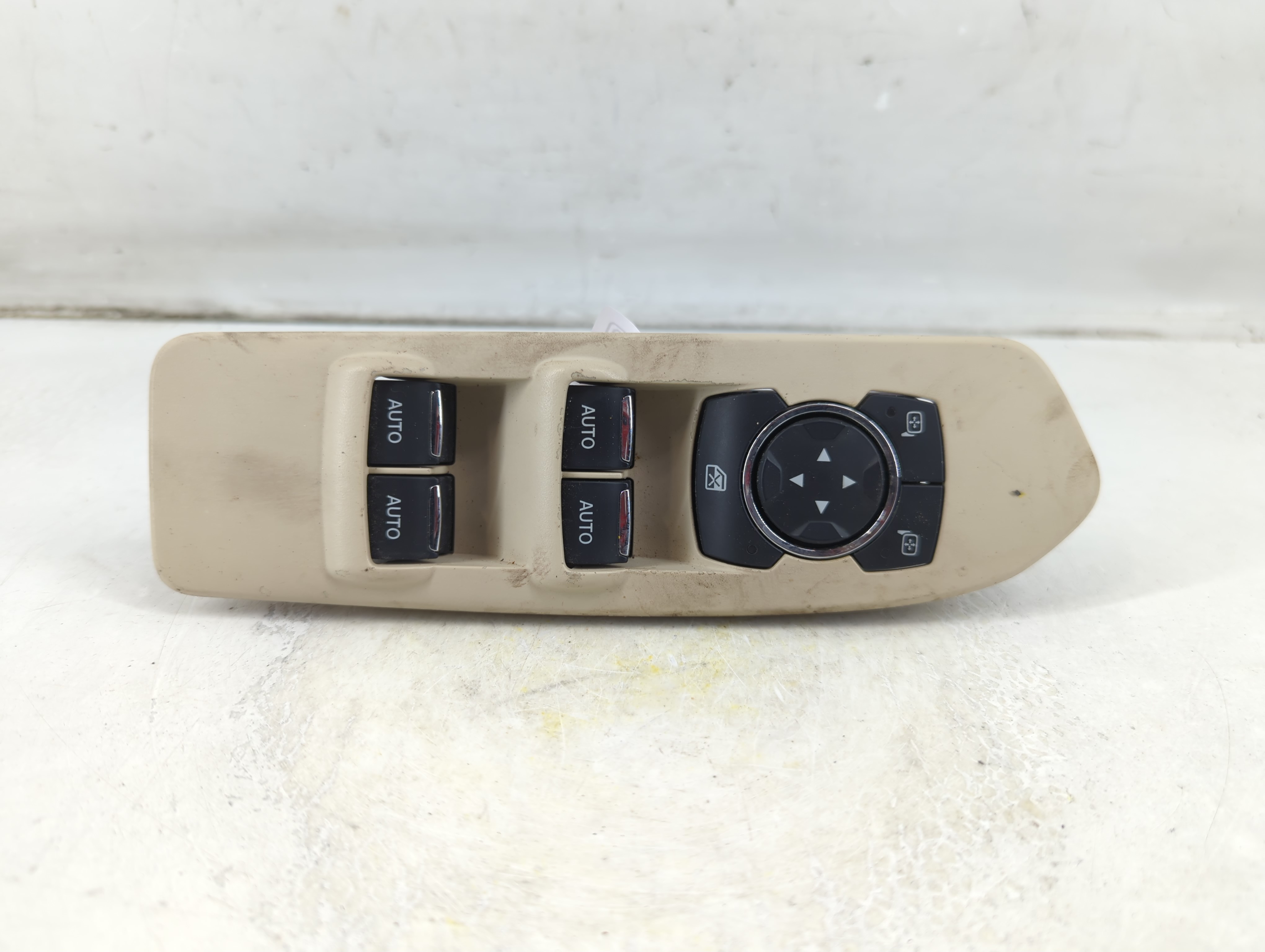 2013-2016 Lincoln Mks Driver Left Door Master Power Window Switch 1076721 - Oemusedautoparts1.com