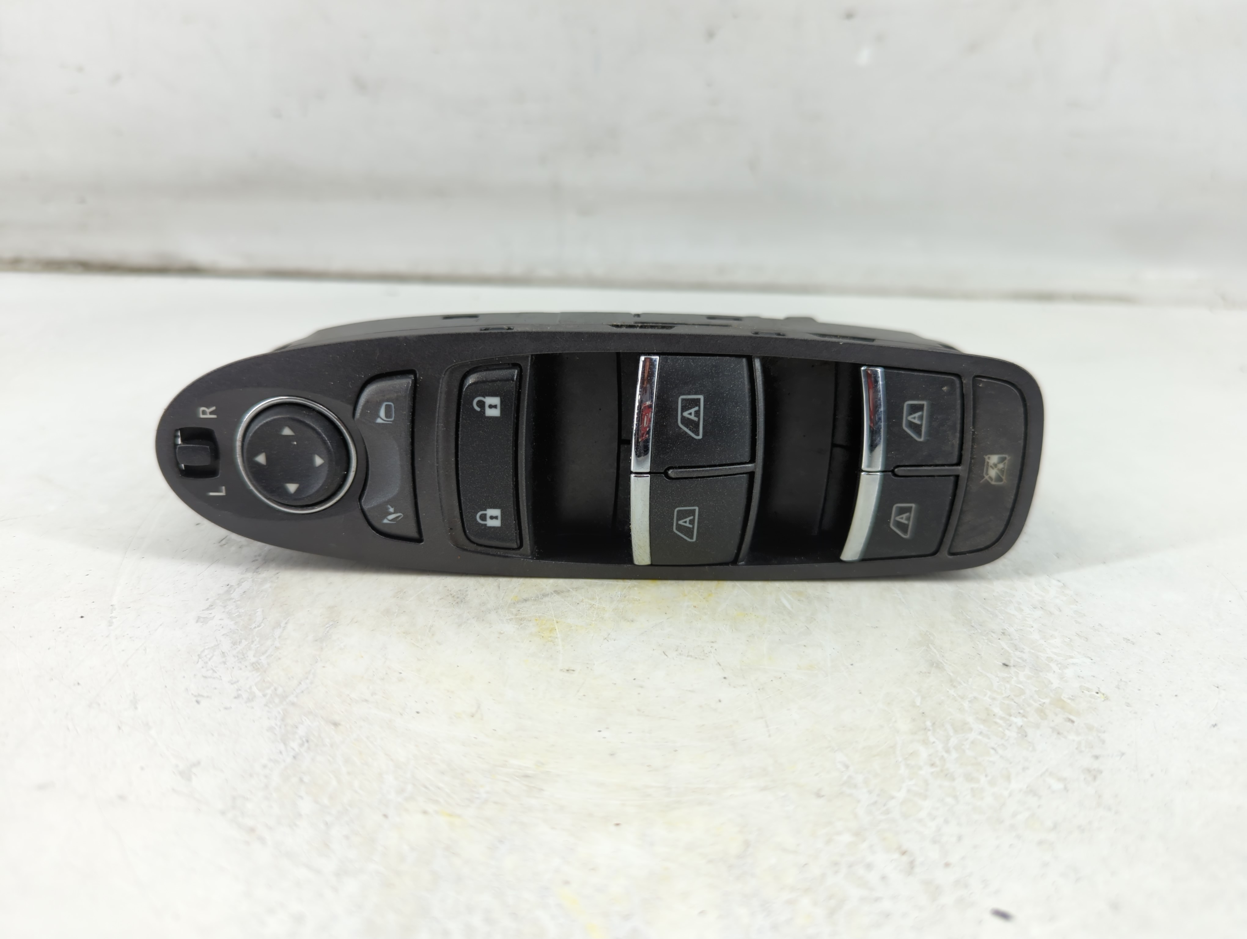 2014-2020 Infiniti Qx60 Driver Left Door Master Power Window Switch 1076722 - Oemusedautoparts1.com