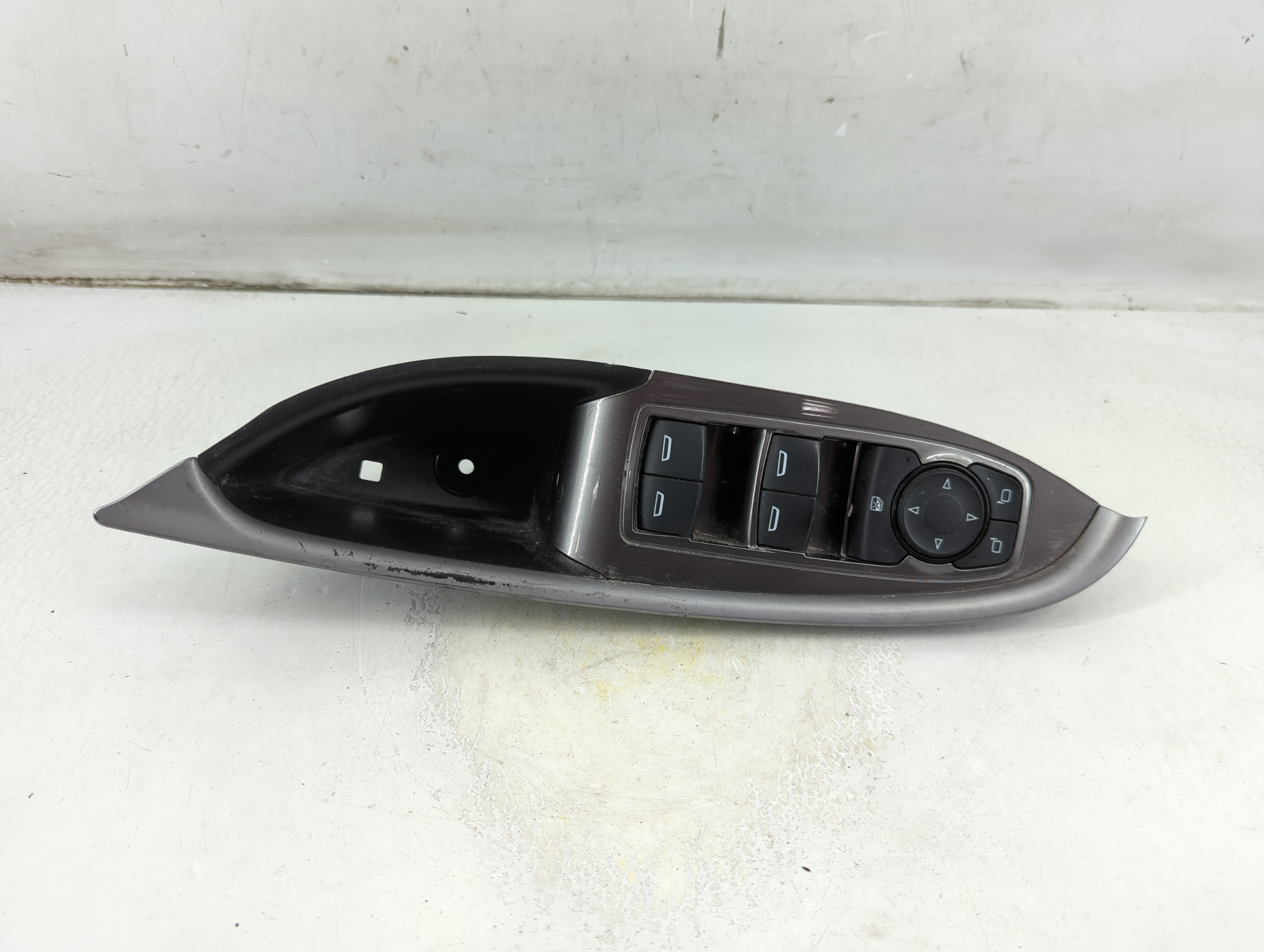 2016-2021 Chevrolet Malibu Driver Left Door Master Power Window Switch 1076729 - Oemusedautoparts1.com