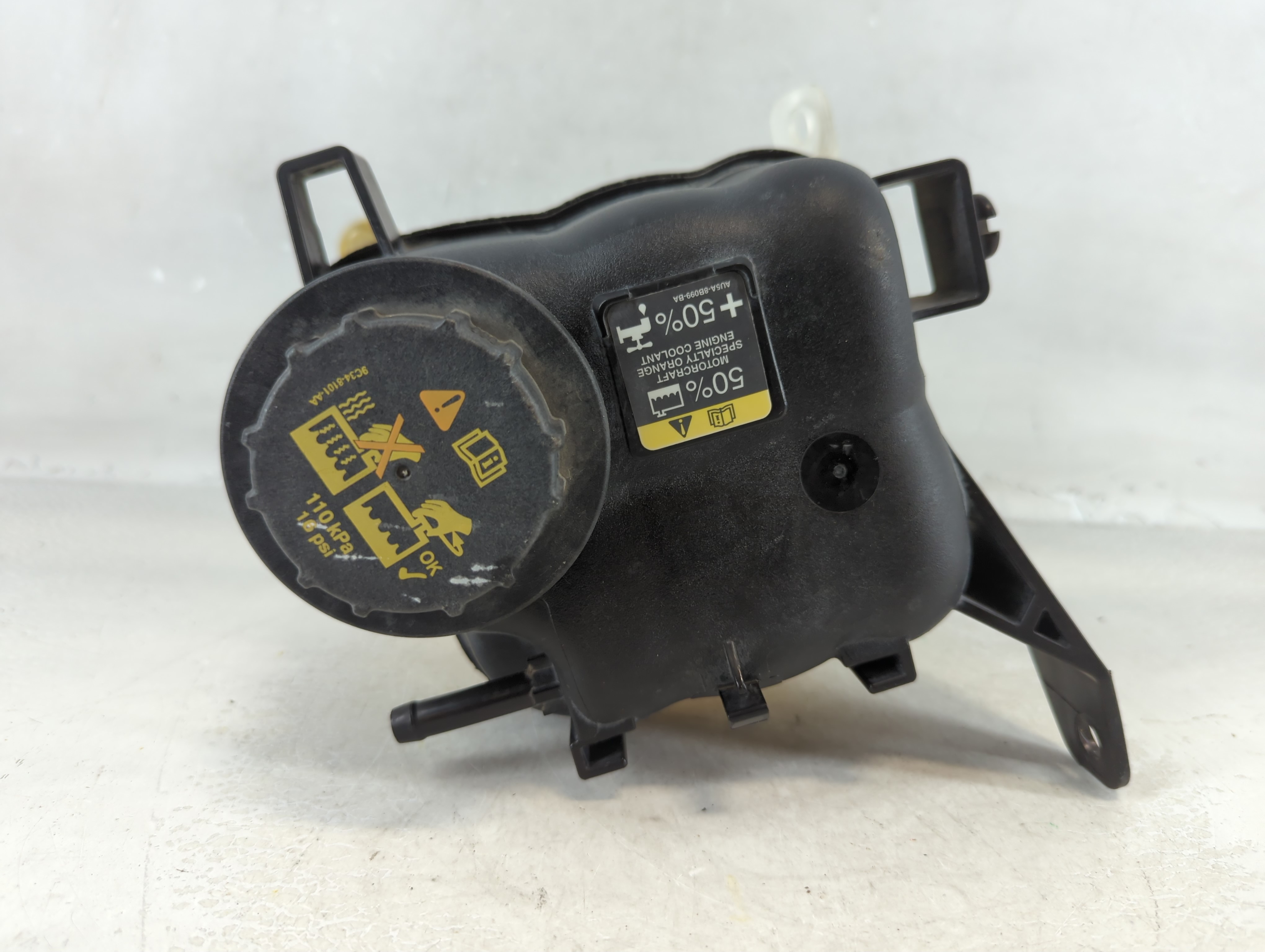 Picture of Ford Explorer Radiator Coolant Overflow Expansion Tank Bottle 1076731