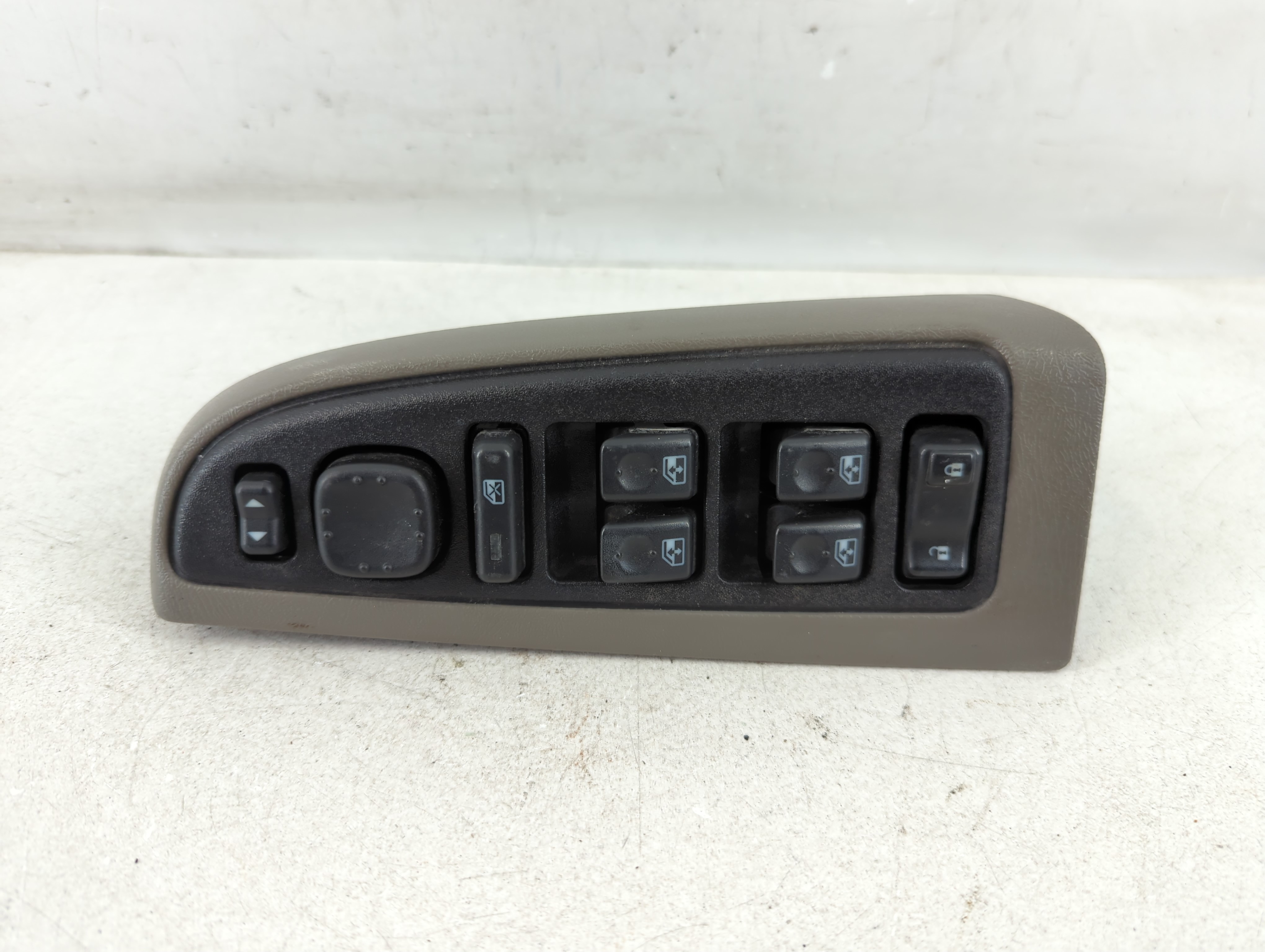 2003-2006 Chevrolet Tahoe Driver Left Door Master Power Window Switch 1076733 - Oemusedautoparts1.com