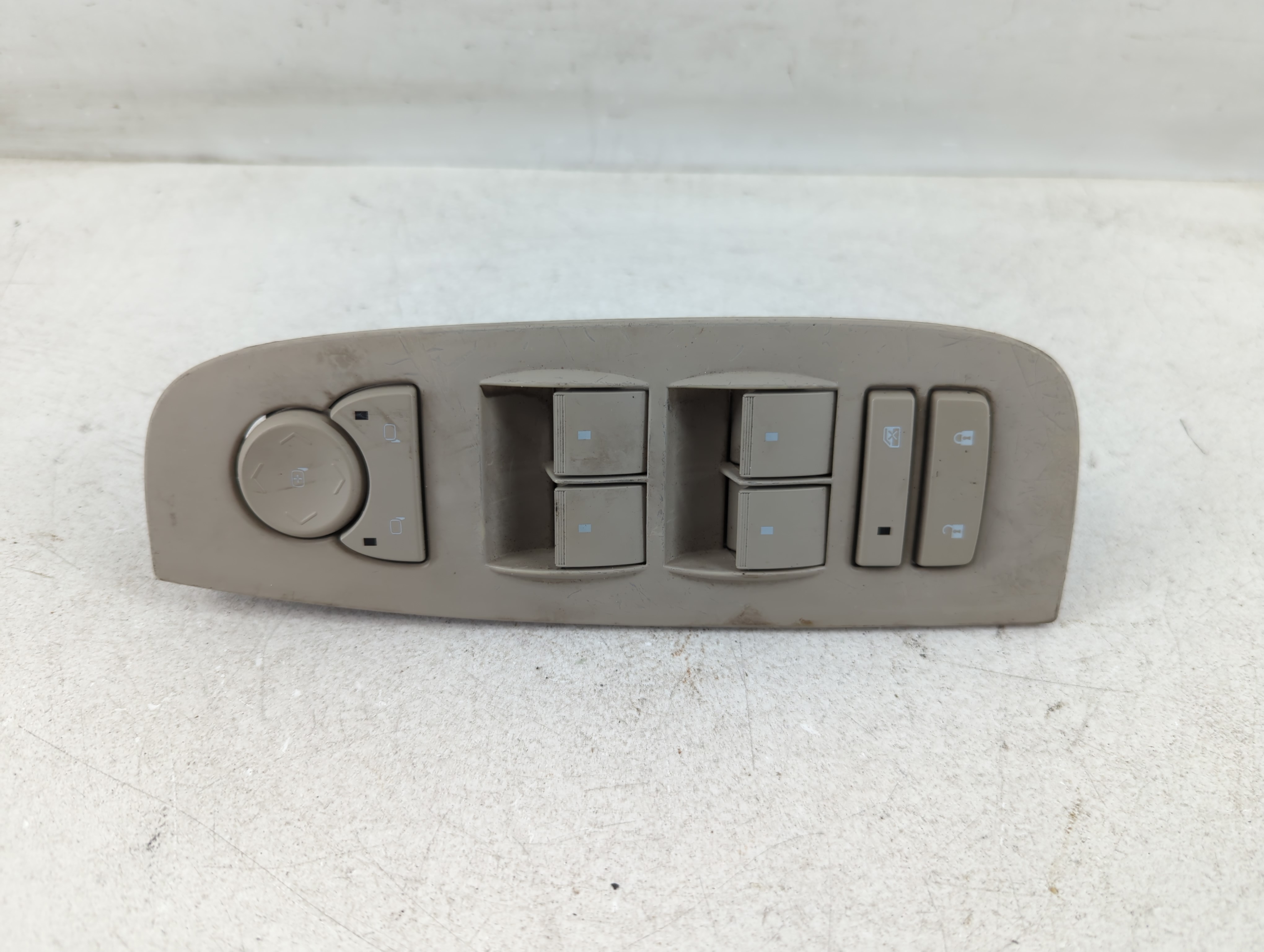 2006-2011 Cadillac Dts Driver Left Door Master Power Window Switch 1076737 - Oemusedautoparts1.com